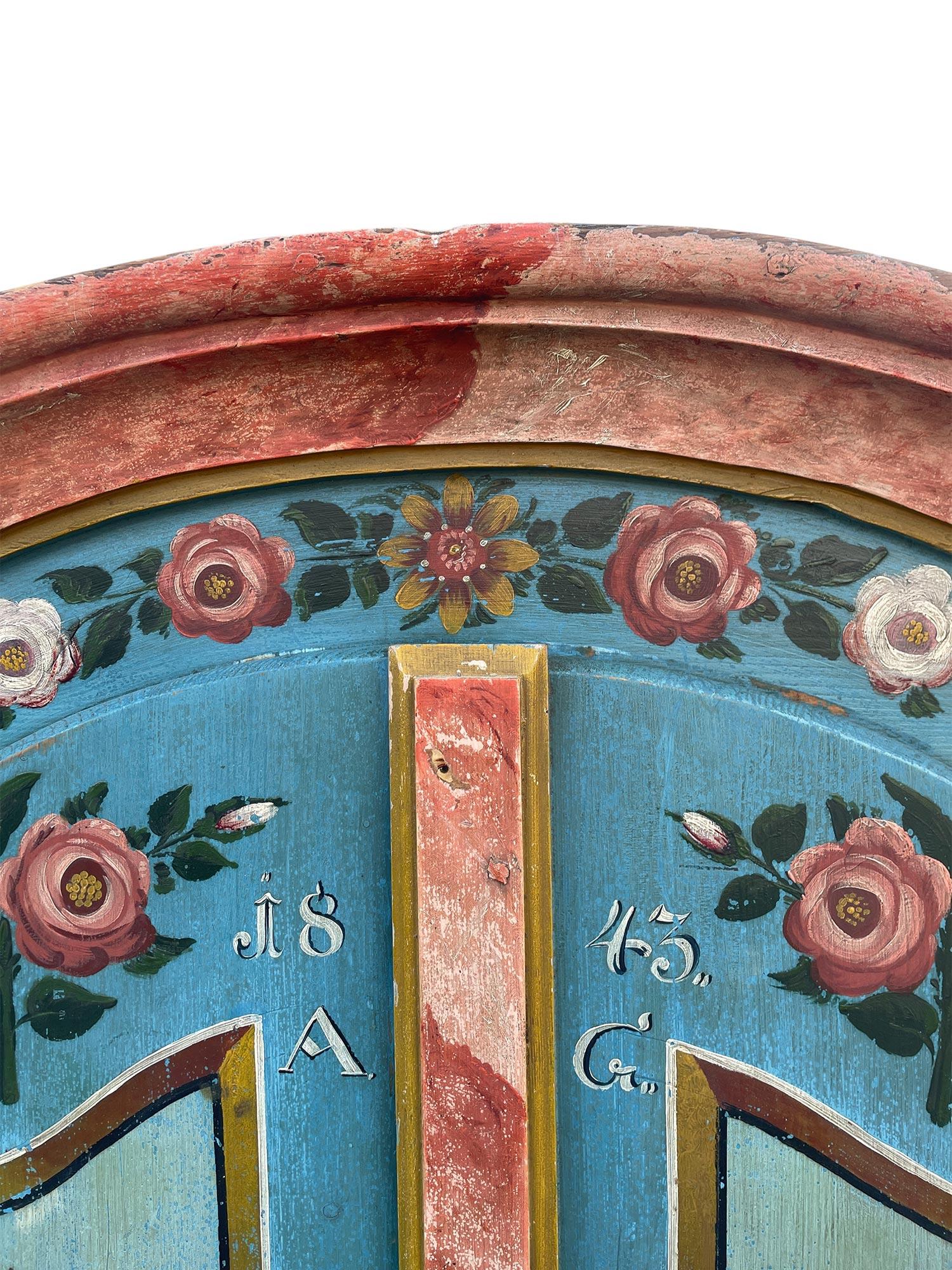 Antiker bemalter Schrank, datiert 1843 im Angebot 3