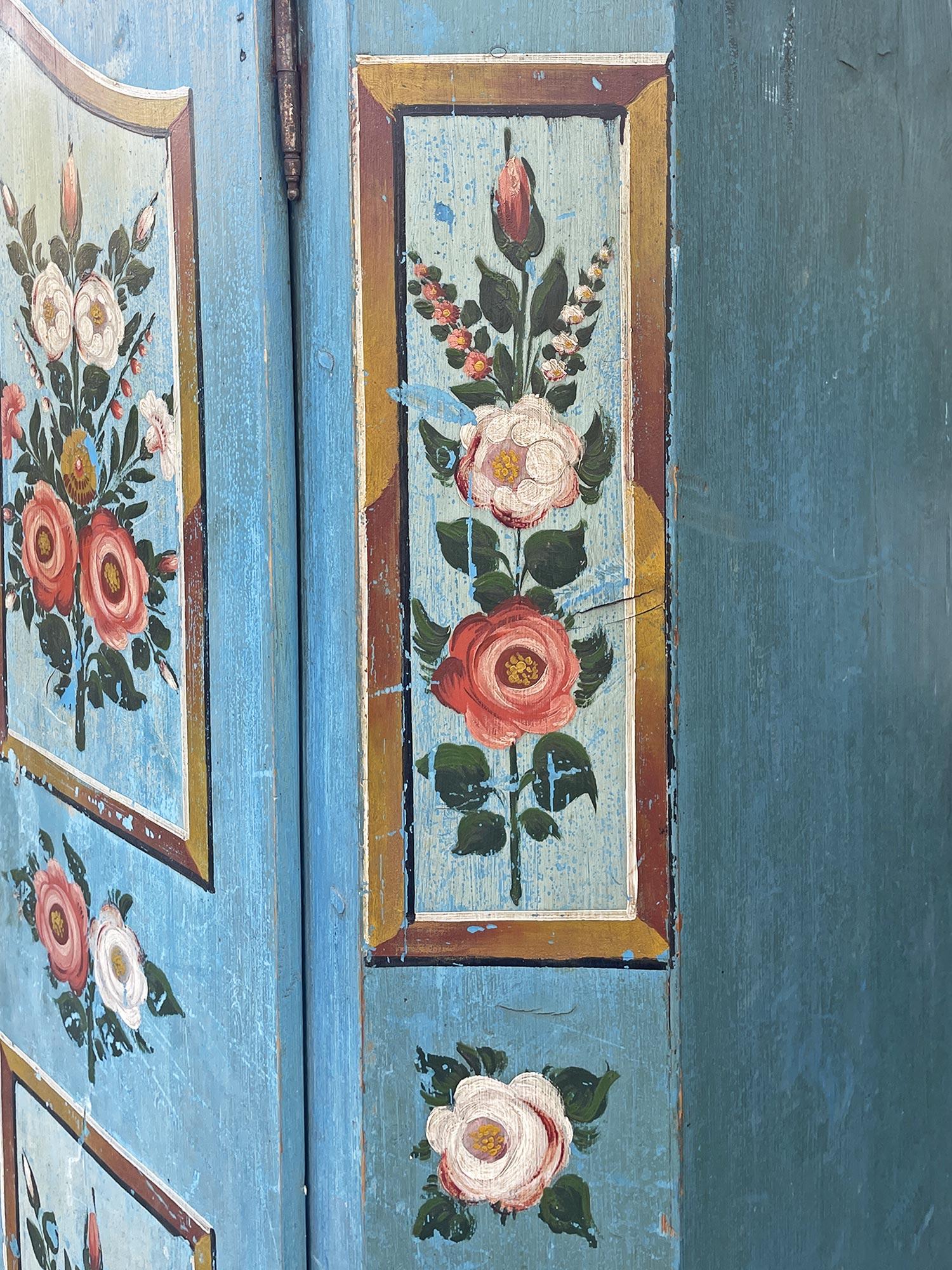 Antiker bemalter Schrank, datiert 1843 im Angebot 6