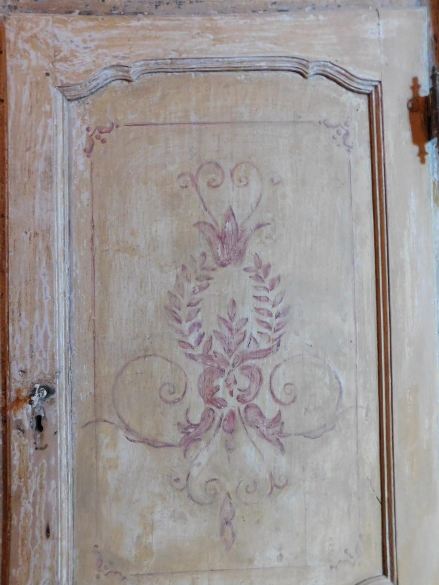 Antike bemalte Tür mit Rahmen und Eisen, gelb, 18. Jahrhundert Italien (Italienisch) im Angebot