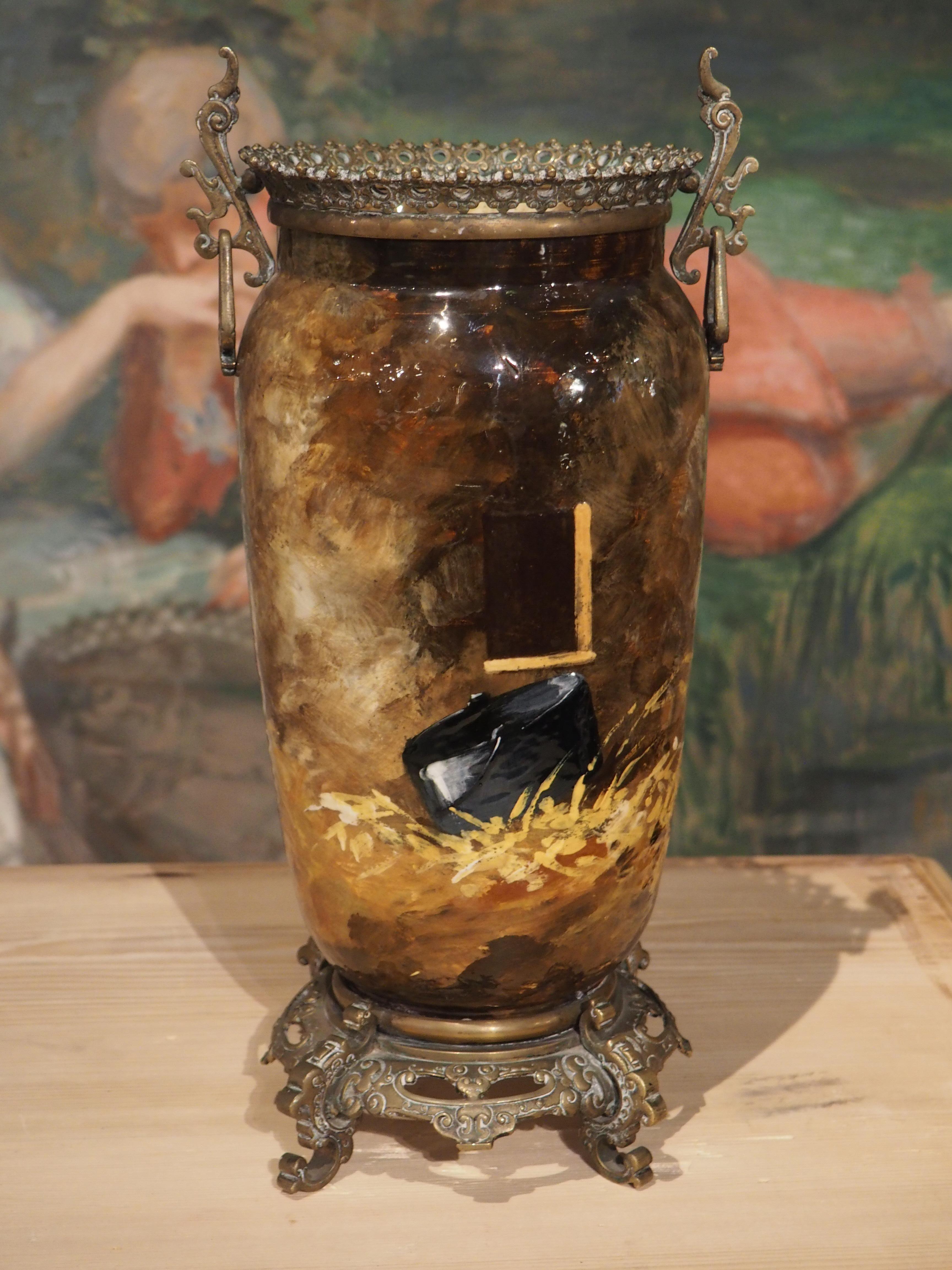 Vase Barbotine français ancien peint par Théodore Lefront, circa 1880 en vente 1