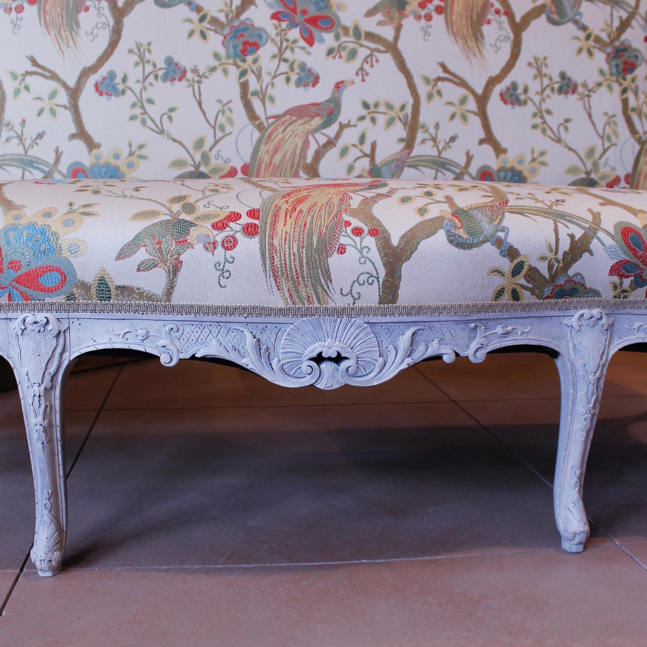 Antike gemalt Französisch Régence Stil Sofa oder Settee (Hartholz) im Angebot