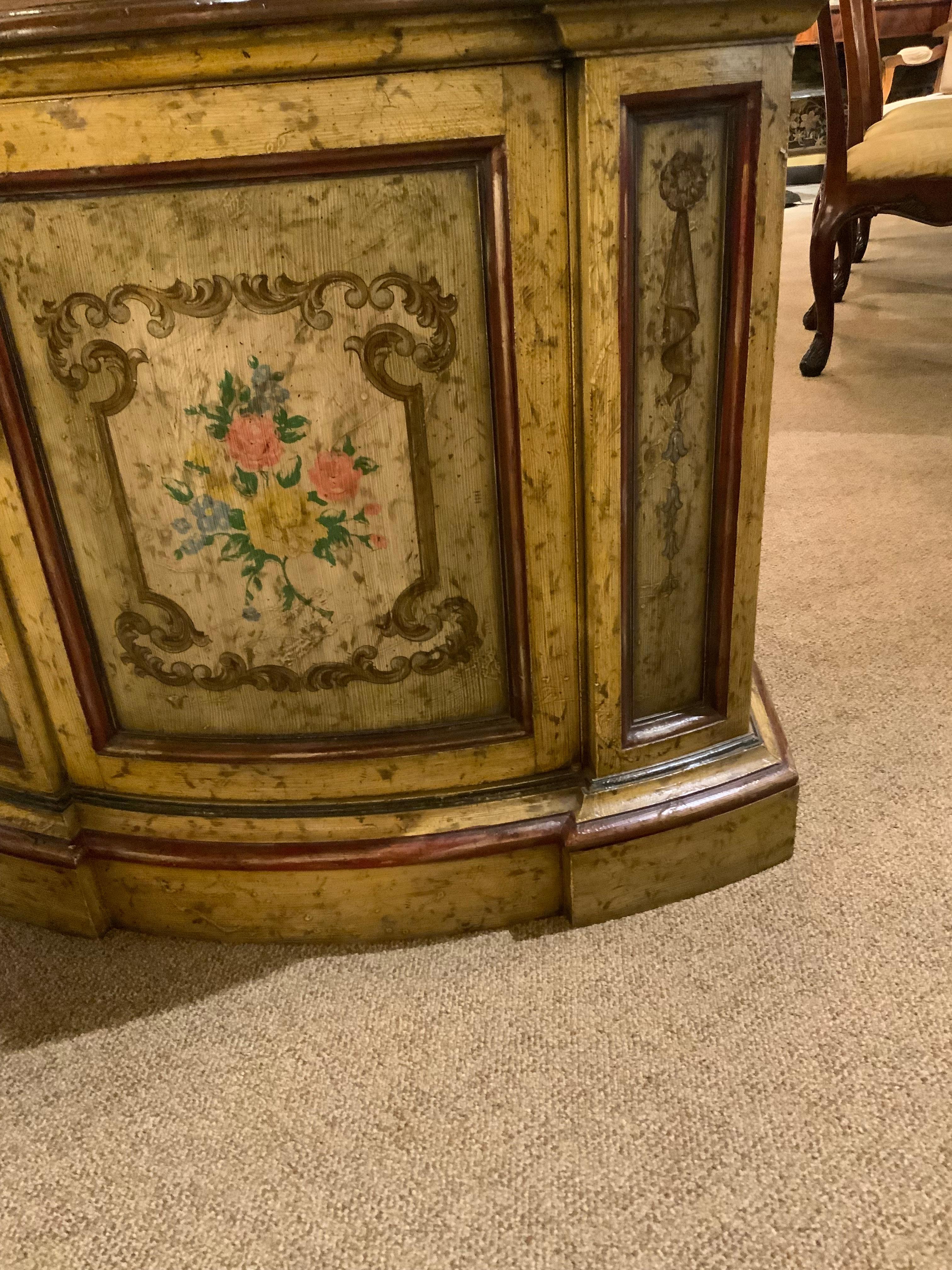 antique painted Italian cabinet For Sale 3