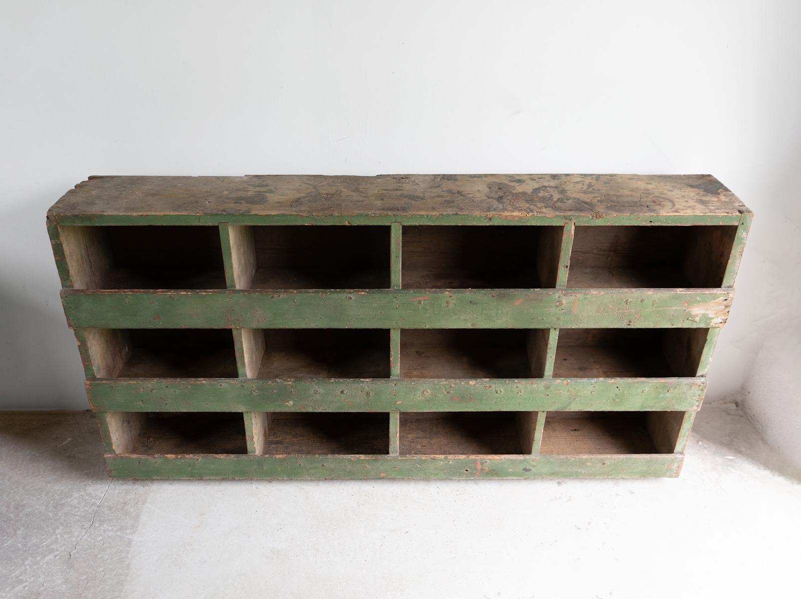 Antique Painted Pine Pigeon Hole Shelving Unit, 19th Century (19. Jahrhundert) im Angebot