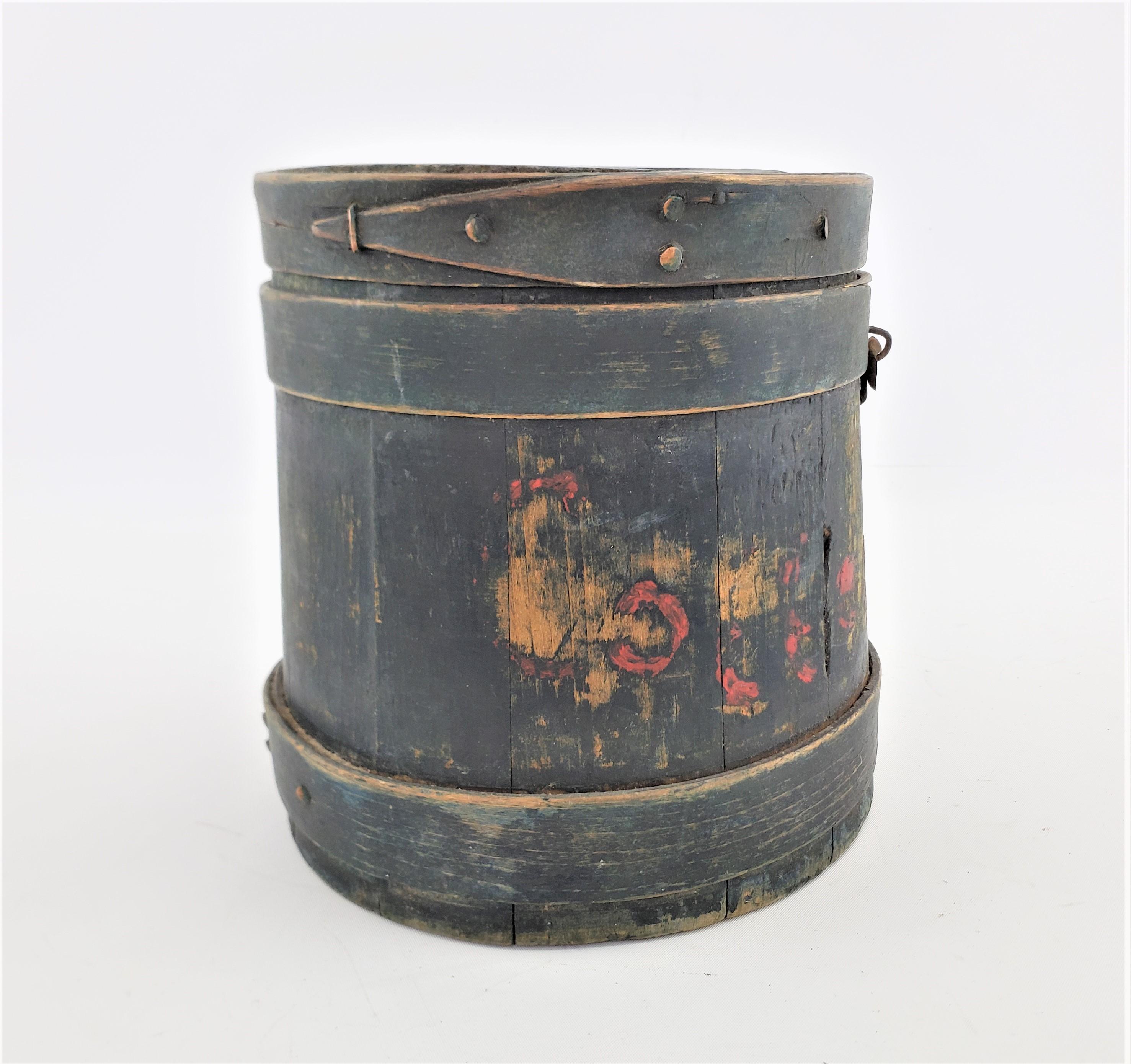 Antique Painted Primitive Covered & Finger Staved Sugar Pail, Bucket or Firkin In Good Condition For Sale In Hamilton, Ontario