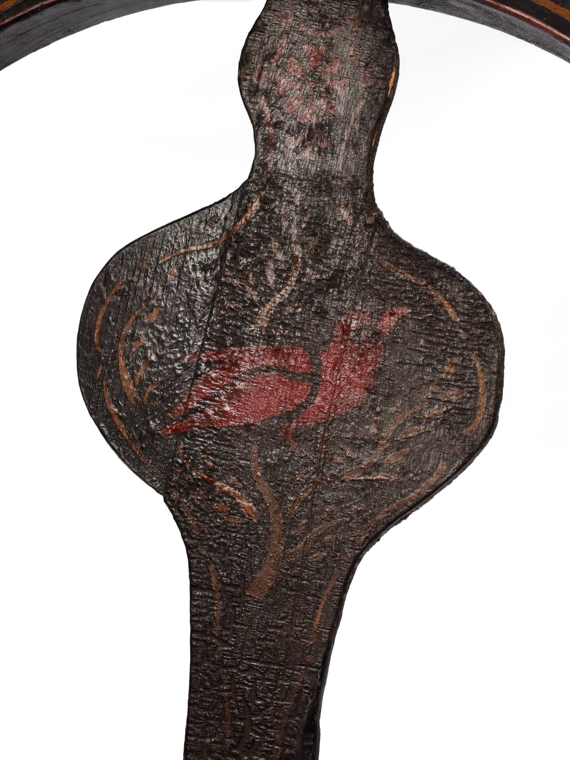 Antiker bemalter und schablonierter Miniatur-Volkskunst-Kinderstuhl oder Puppenstuhl im Angebot 5