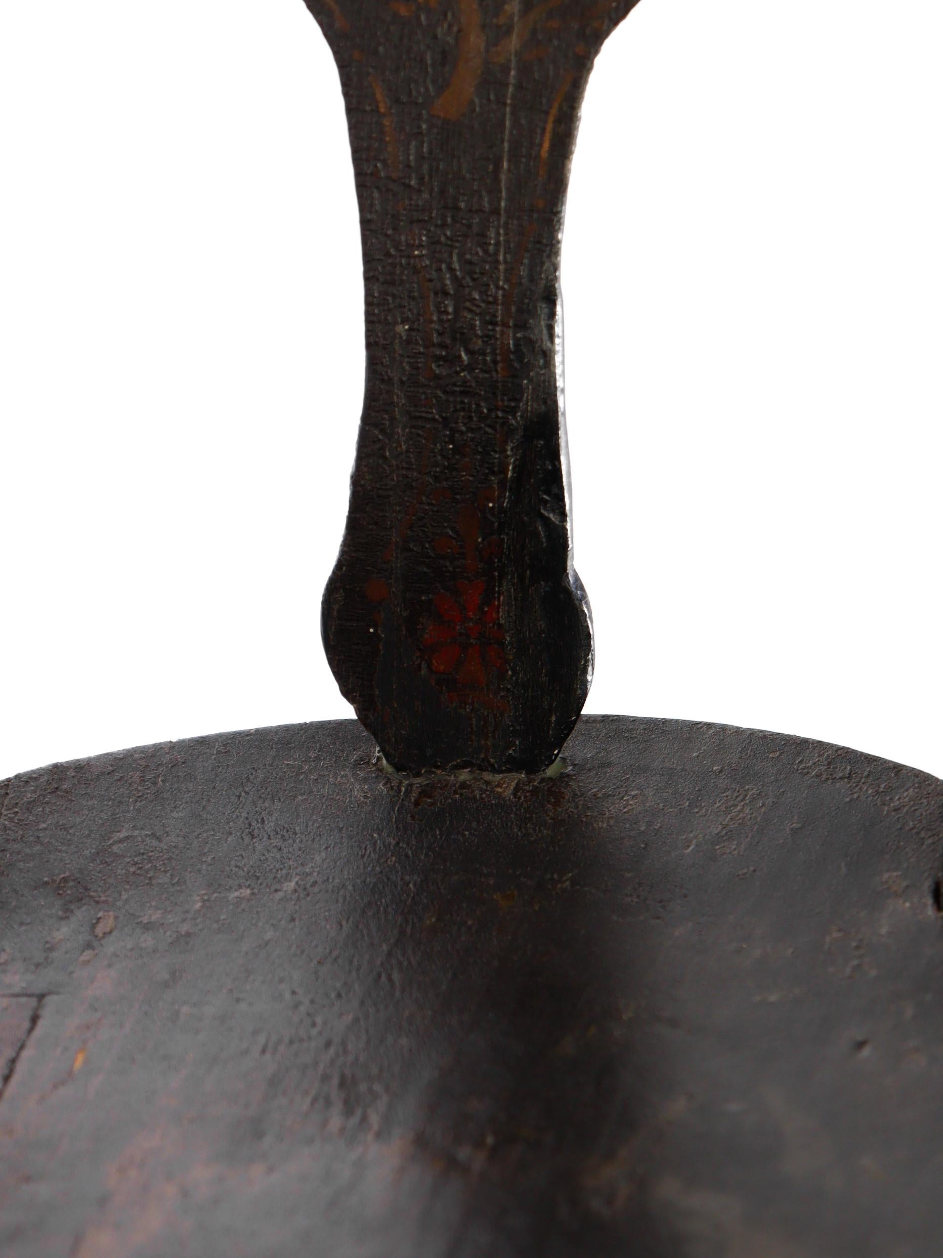 Antiker bemalter und schablonierter Miniatur-Volkskunst-Kinderstuhl oder Puppenstuhl im Angebot 8