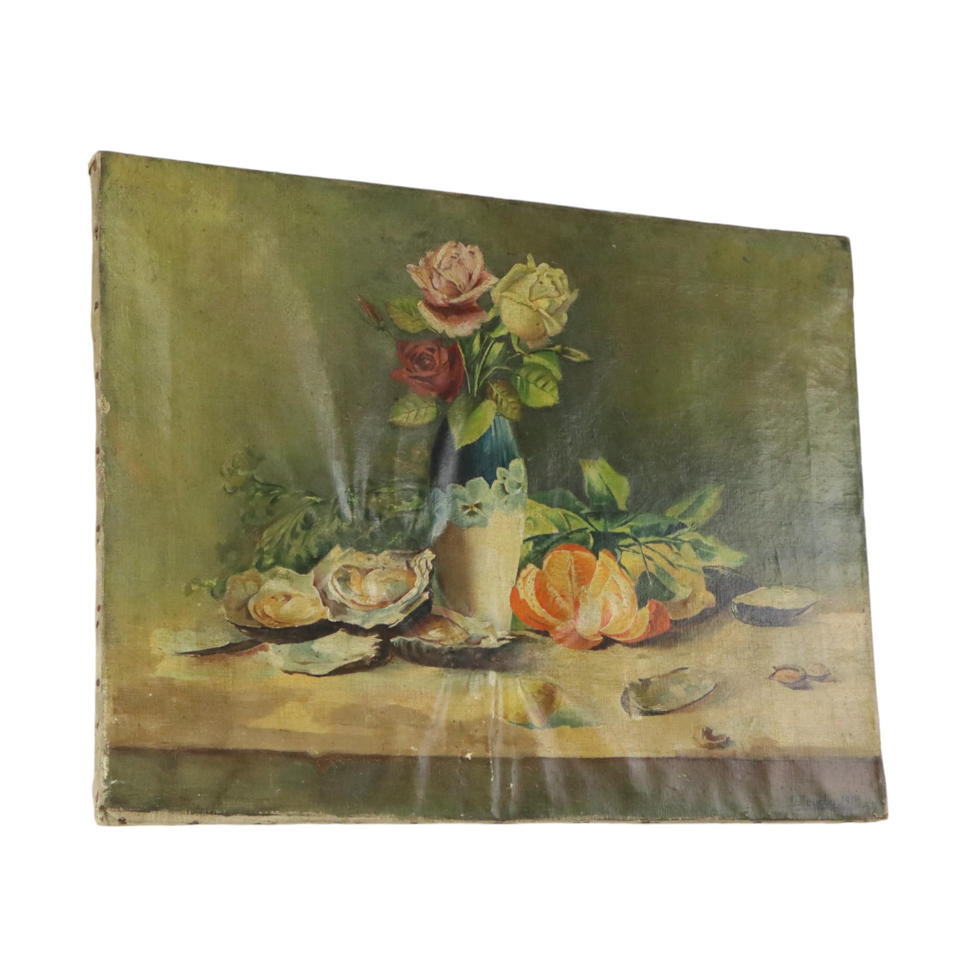 Charme Antiques, natura morta di fiori e prodotti molto esclusivi per l'epoca, olio su tela, firmato e datato in basso a destra L. Bouchu, Francia 1912.

In buone condizioni d'epoca, parte della tela è stata rigata nel corso degli anni, una vecchia