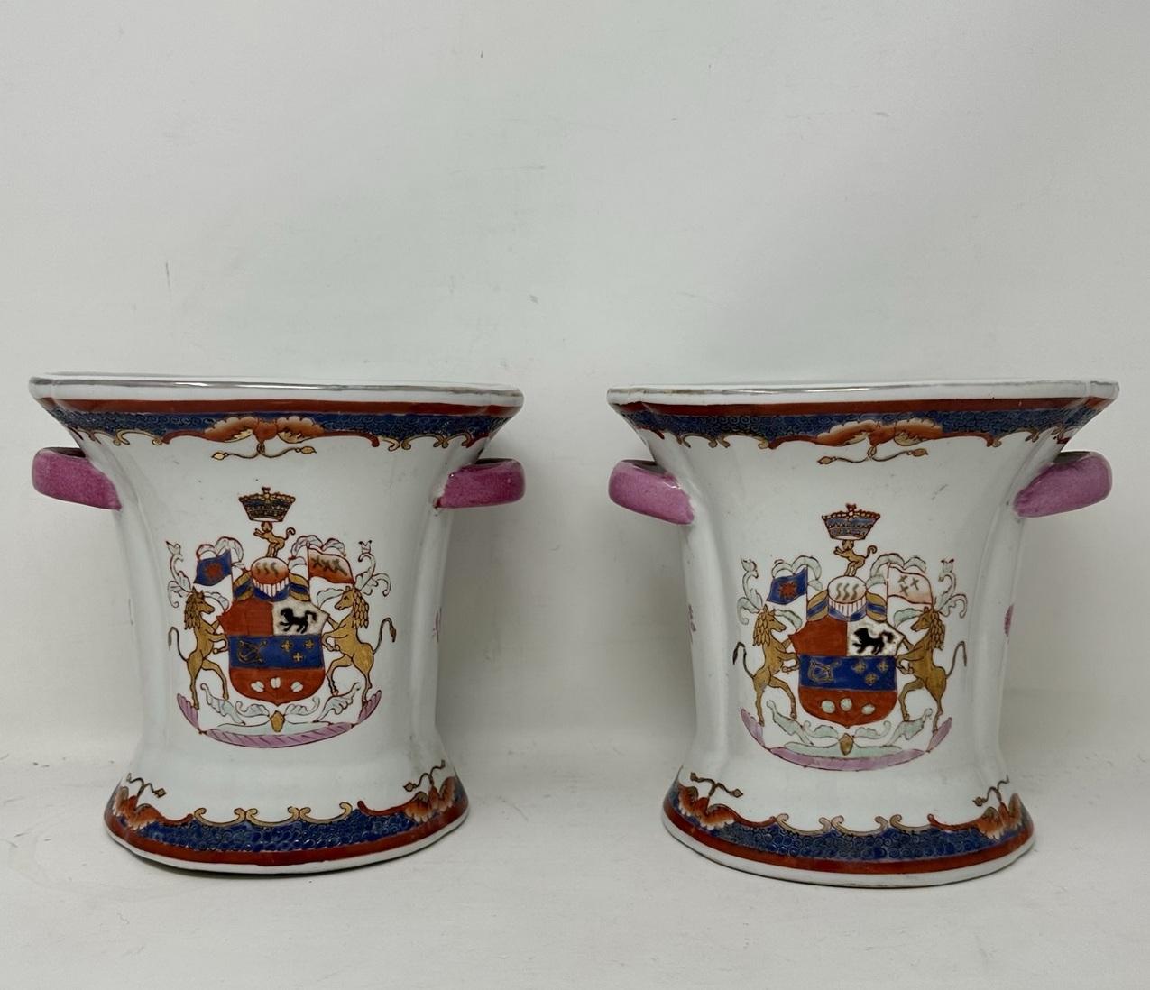 Ceramic Antique Pair Asian Chinese Export Republic Porcelain Armorial Crest Urns Vases 