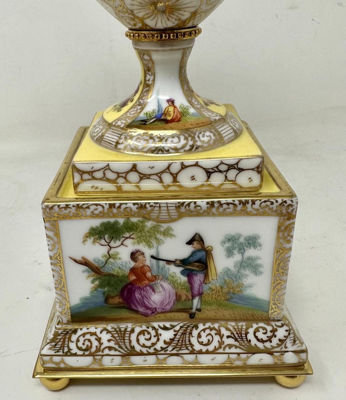 Antique Pair Austrian Royal Vienna Beehive Porcelain Gilt Mounted Table Lamps For Sale 2