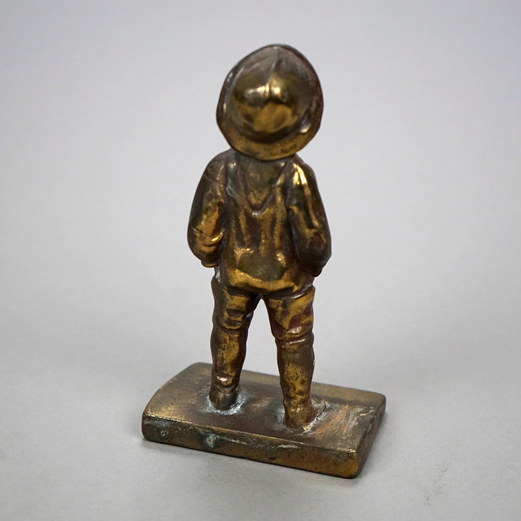 Paire de serre-livres anciens en bronze, Jeune garçon, vers 1920 en vente 6