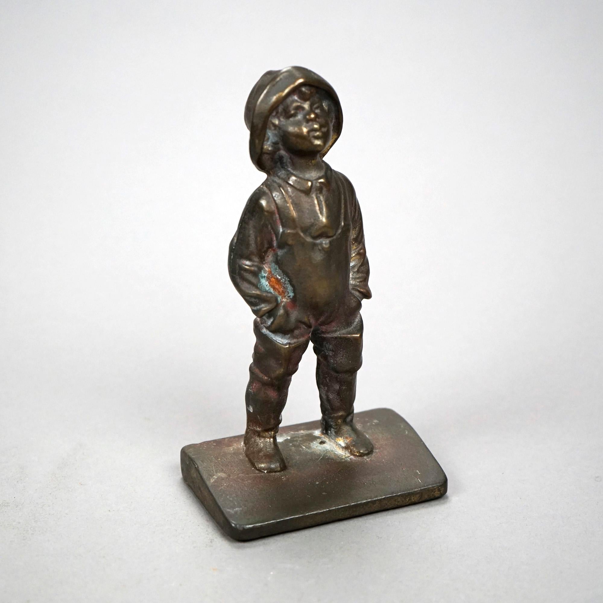 Paire de serre-livres anciens en bronze, Jeune garçon, vers 1920 Bon état - En vente à Big Flats, NY