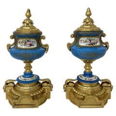 Urnes