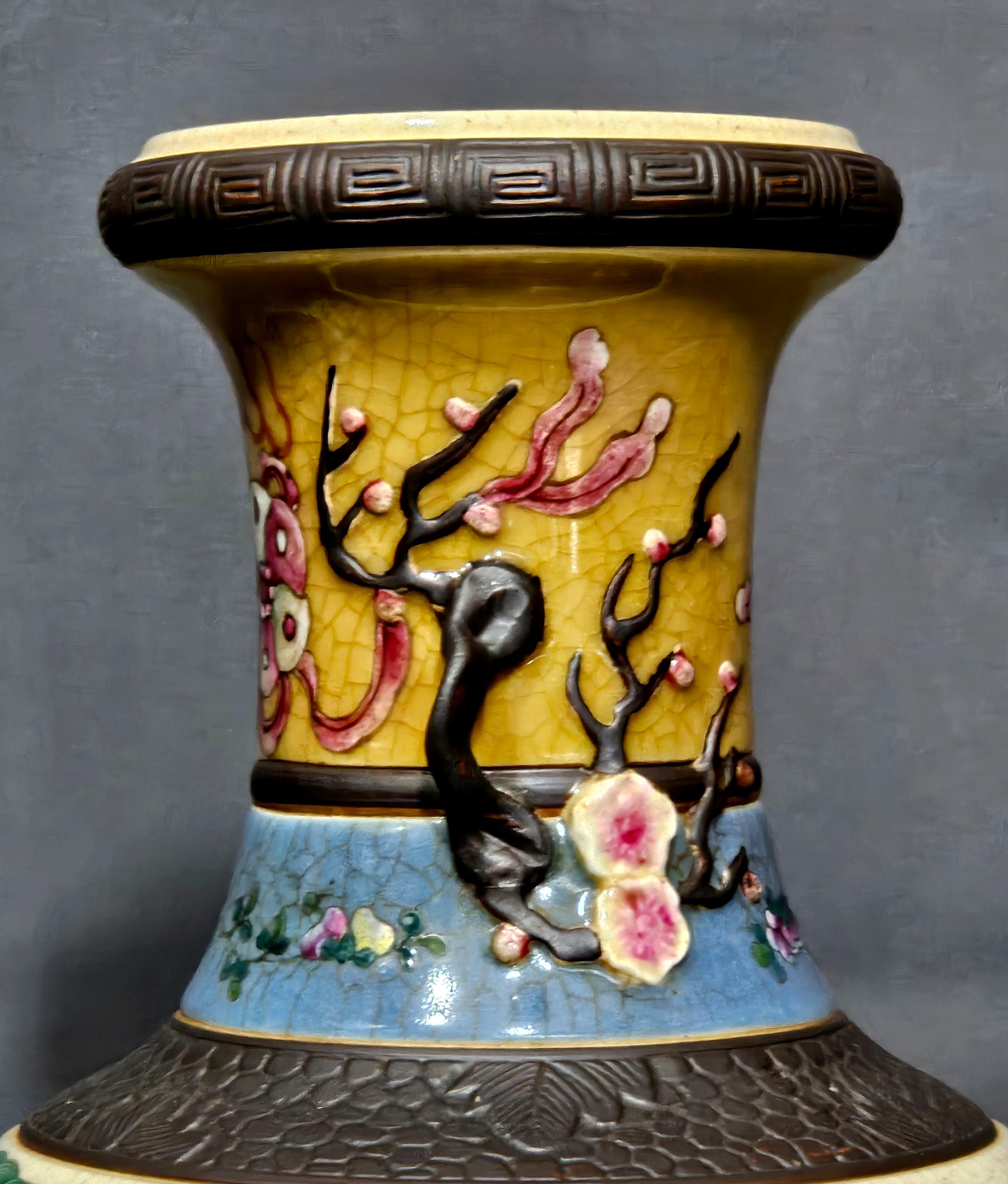 Paire ancienne de 5 lions chinois Famille Rose  Vases 19ème siècle en vente 3