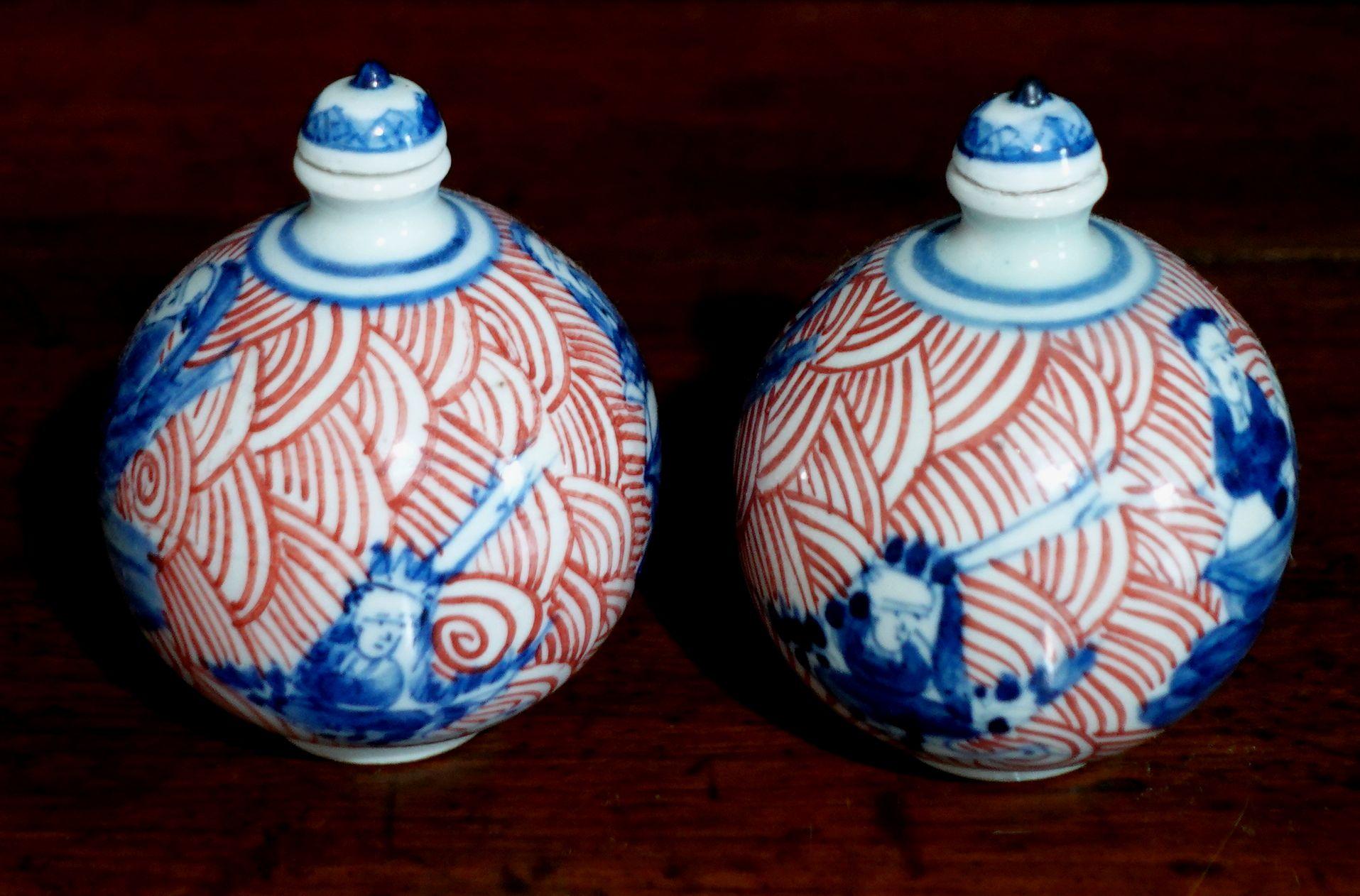 Antique Pair Chinese Imari Porcelain Snuff Bottles 1