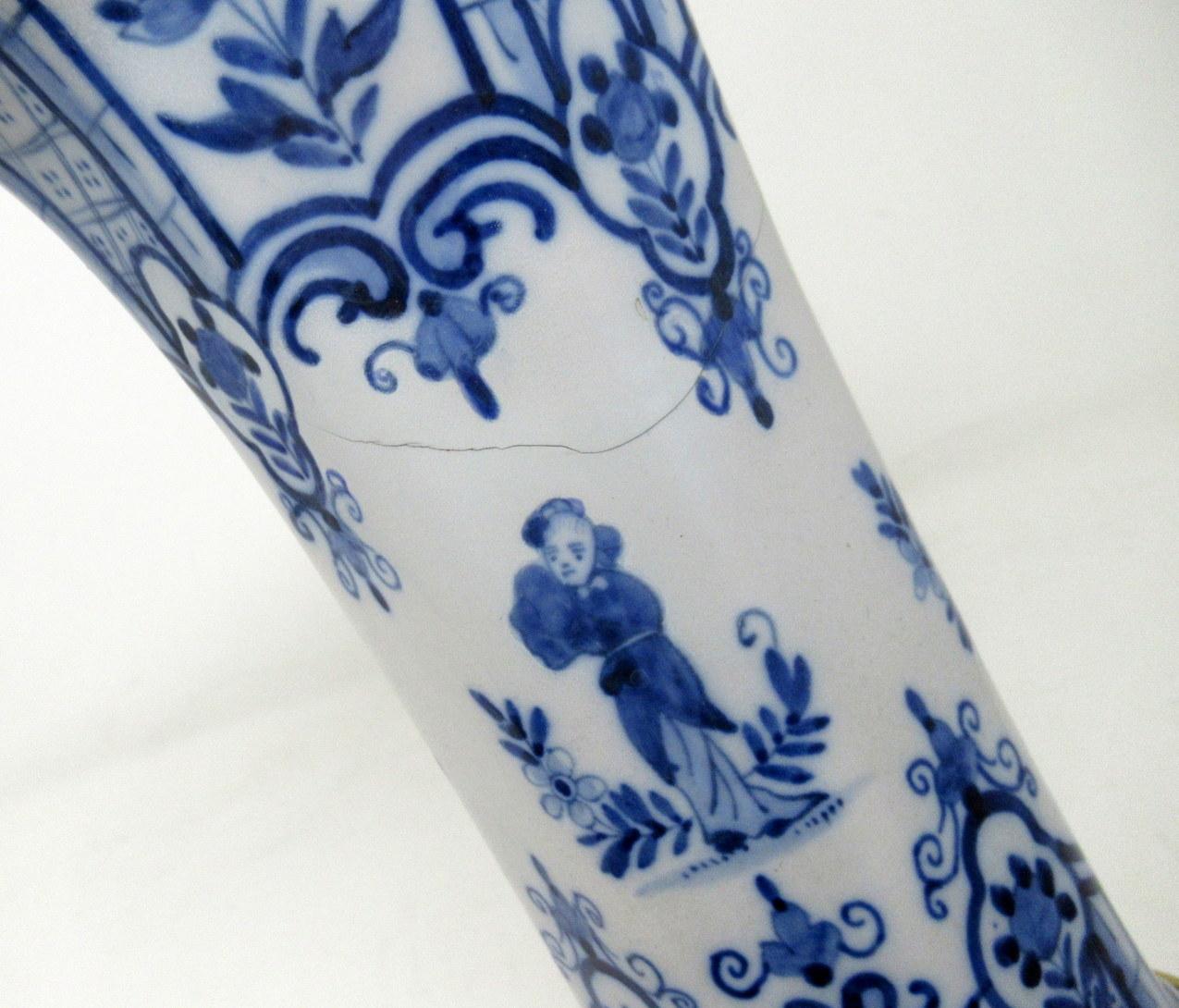 Antique Pair Chinese Porcelain Export Blue White Ormolu Gilt Bronze Urns Vases 2