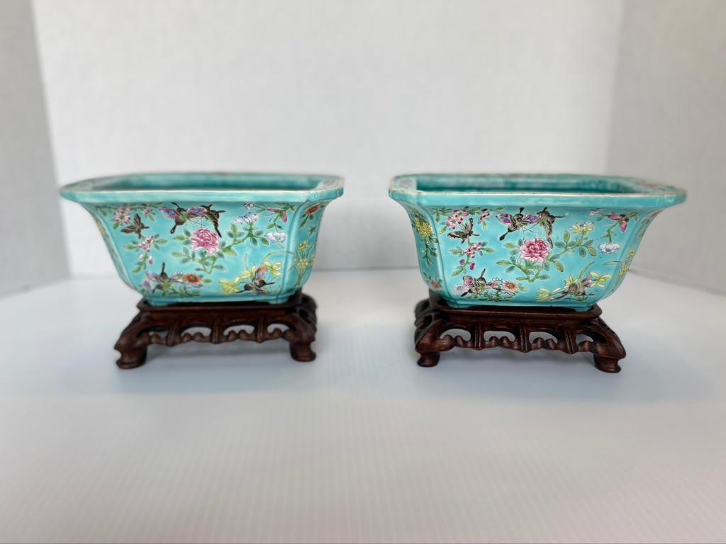 Hand-Crafted Antique Pair of Chinese Porcelain Jardinières