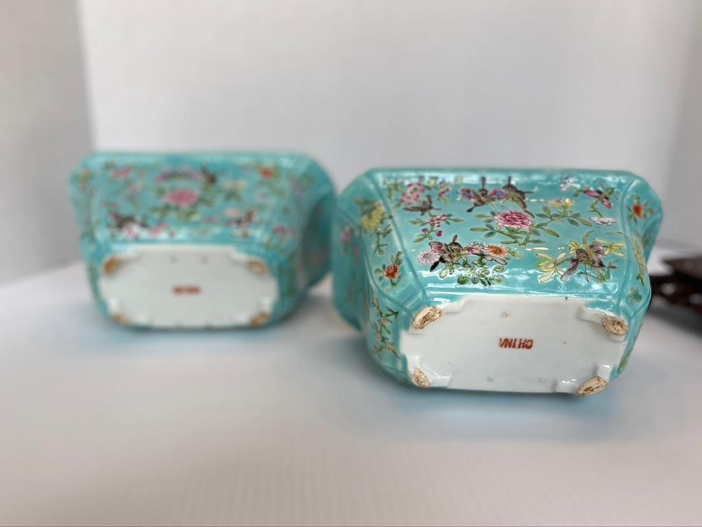 Antique Pair of Chinese Porcelain Jardinières In Good Condition In Sarasota, FL