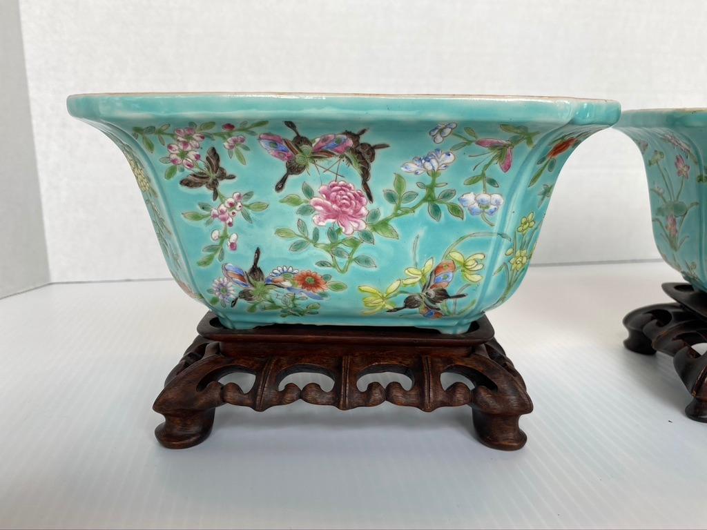 19th Century Antique Pair of Chinese Porcelain Jardinières