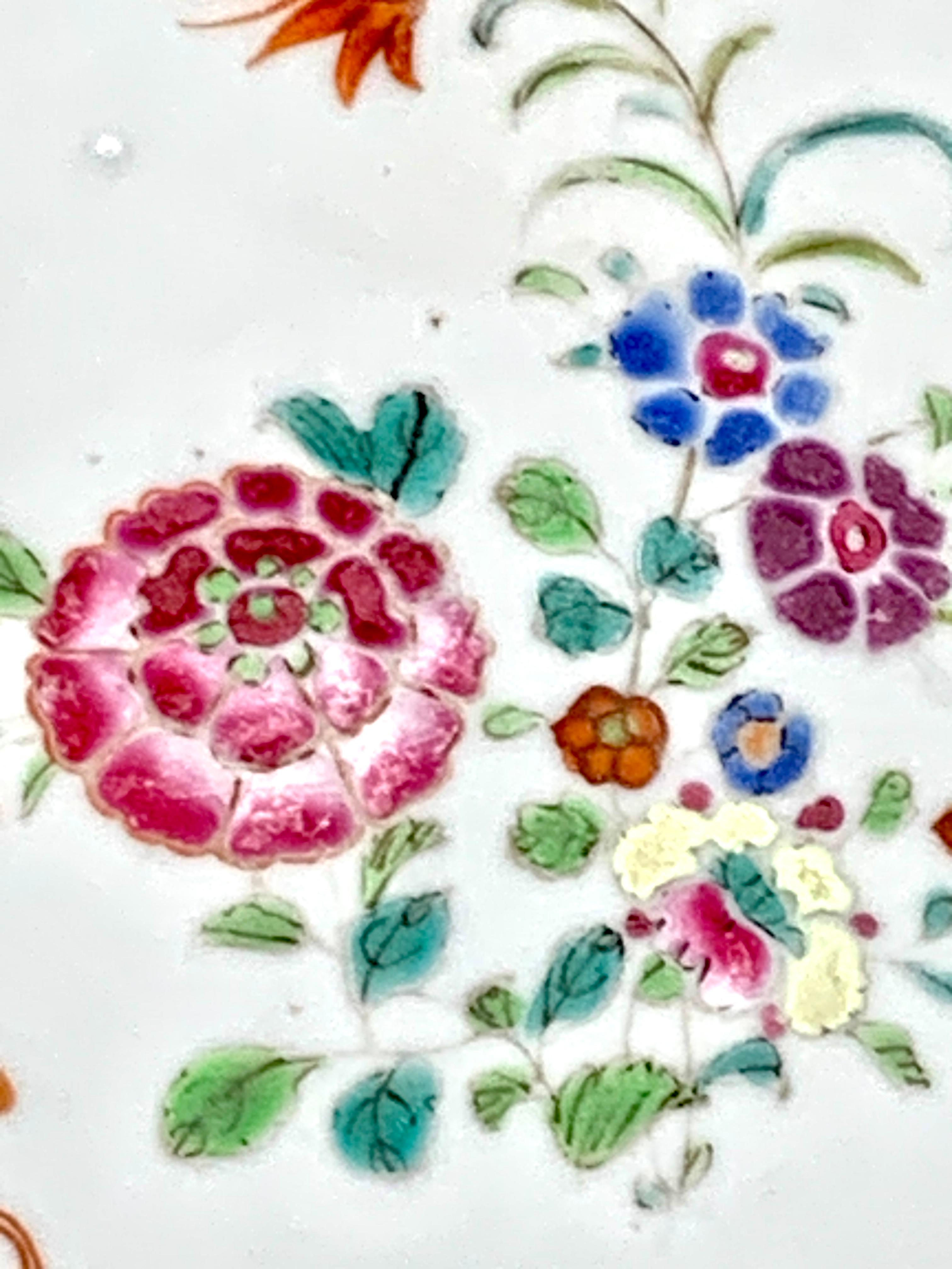 Antique Pair Chinese Porcelain Plates 18th Century Qianlong Era Circa 1770 For Sale 1