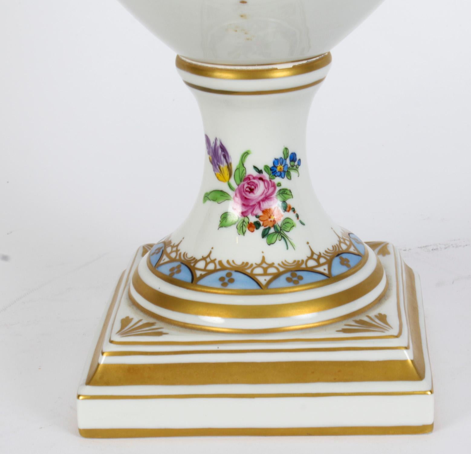 Antique Pair Dresden Porcelain Pot Pourri Lidded Vases 1920s 20th C For Sale 12