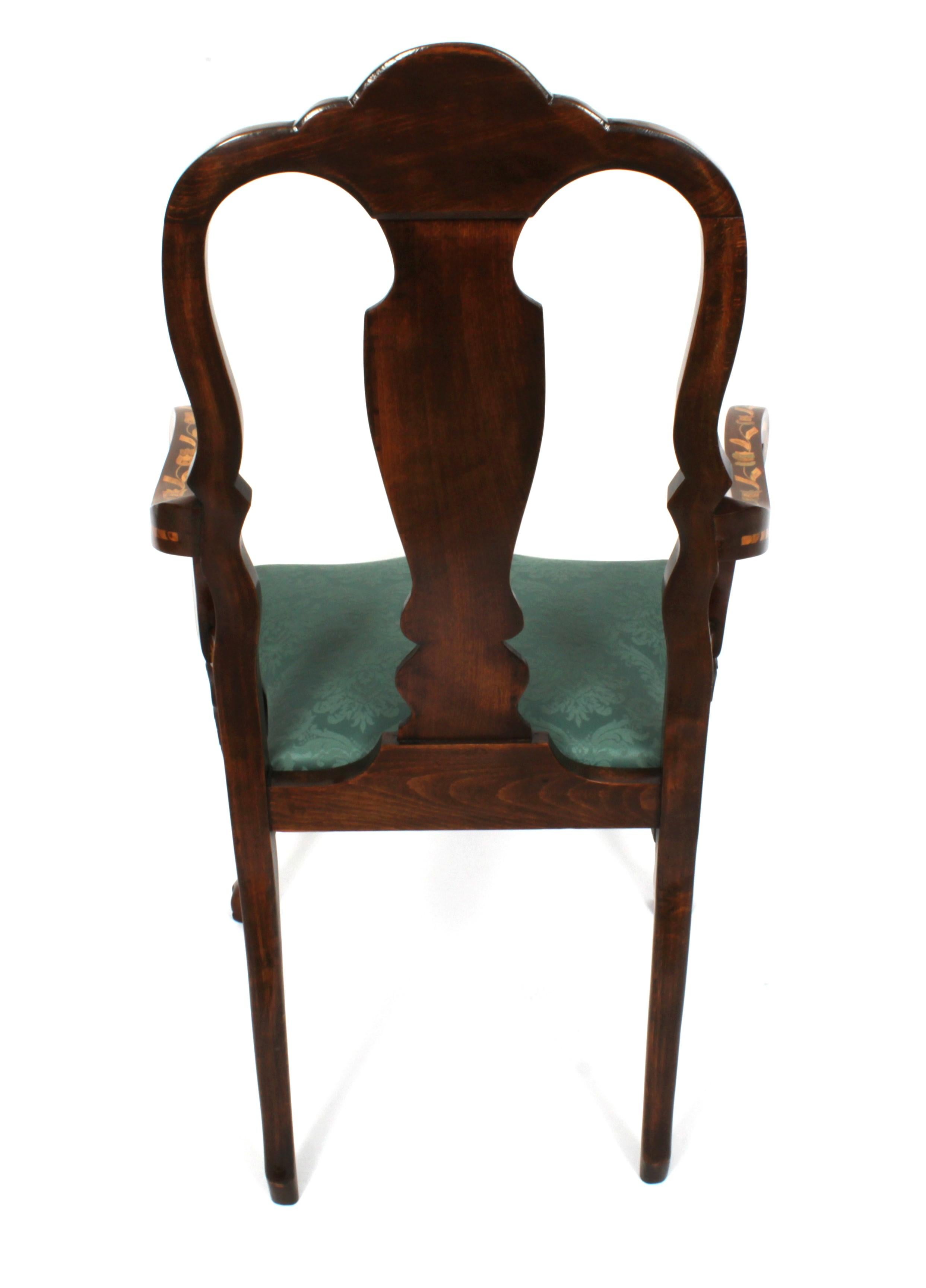 Ancienne paire de fauteuils à haut dossier en noyer marqueté hollandais Fin du 18ème siècle en vente 2