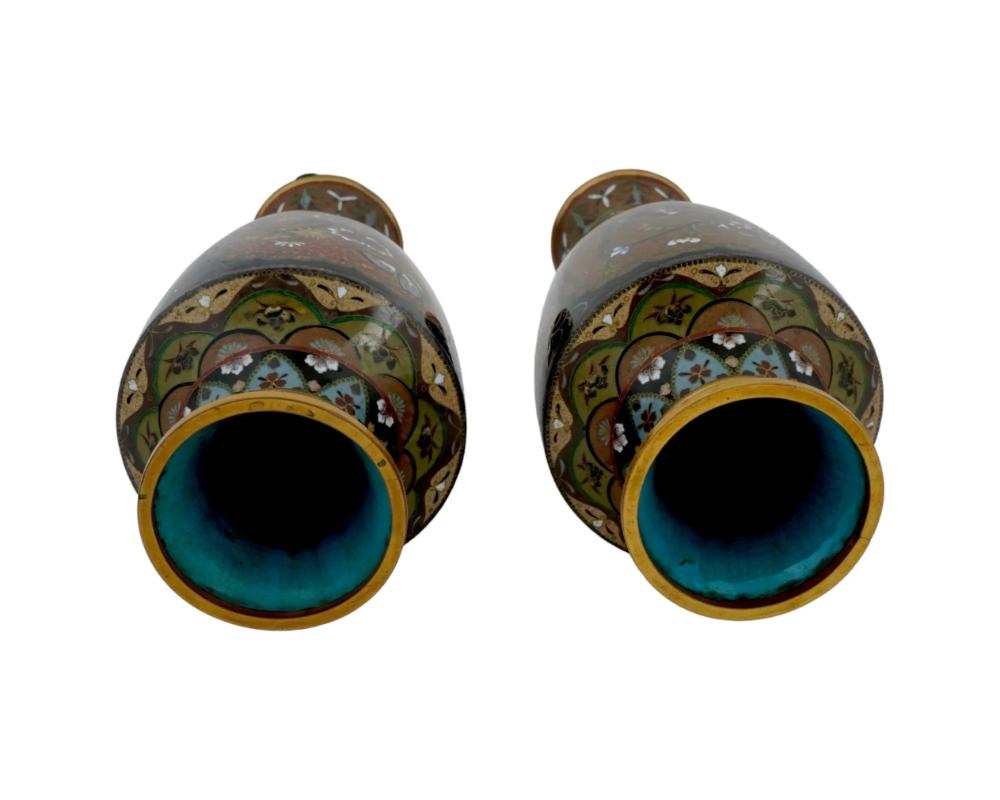 Cloisonné Antica coppia di vasi da giardino e uccelli in smalto cloisonne giapponese No Early Birds Attribu in vendita