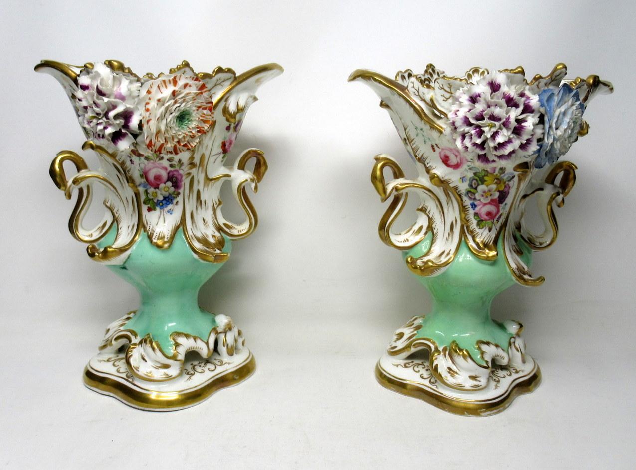 Regency Antique Pair of English Coalport Coalbrookdale Flower Encrusted Gilt Vases Urns