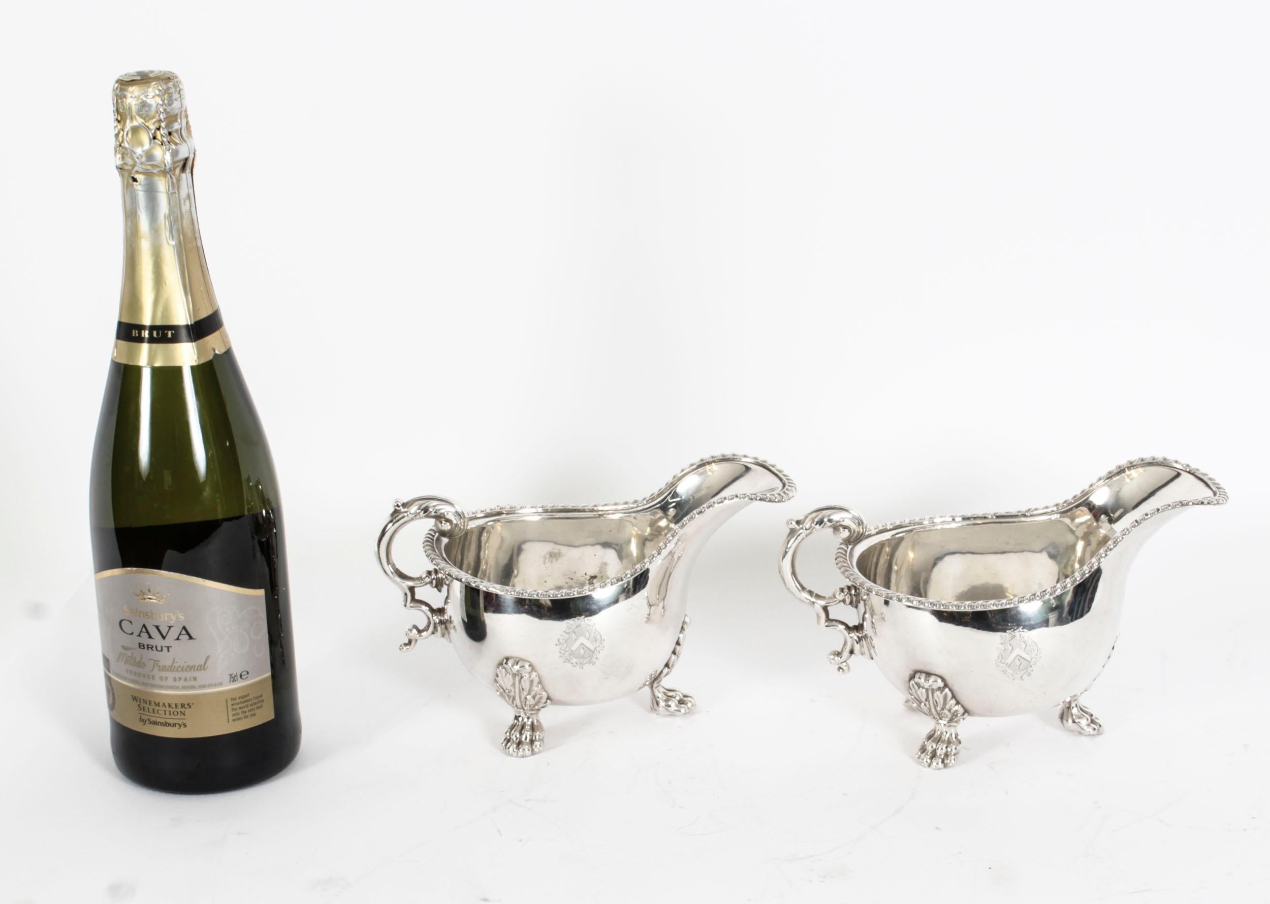 Paire de saucières anglaises anciennes Sheffield plaquées argent 1830 19ème siècle en vente 9