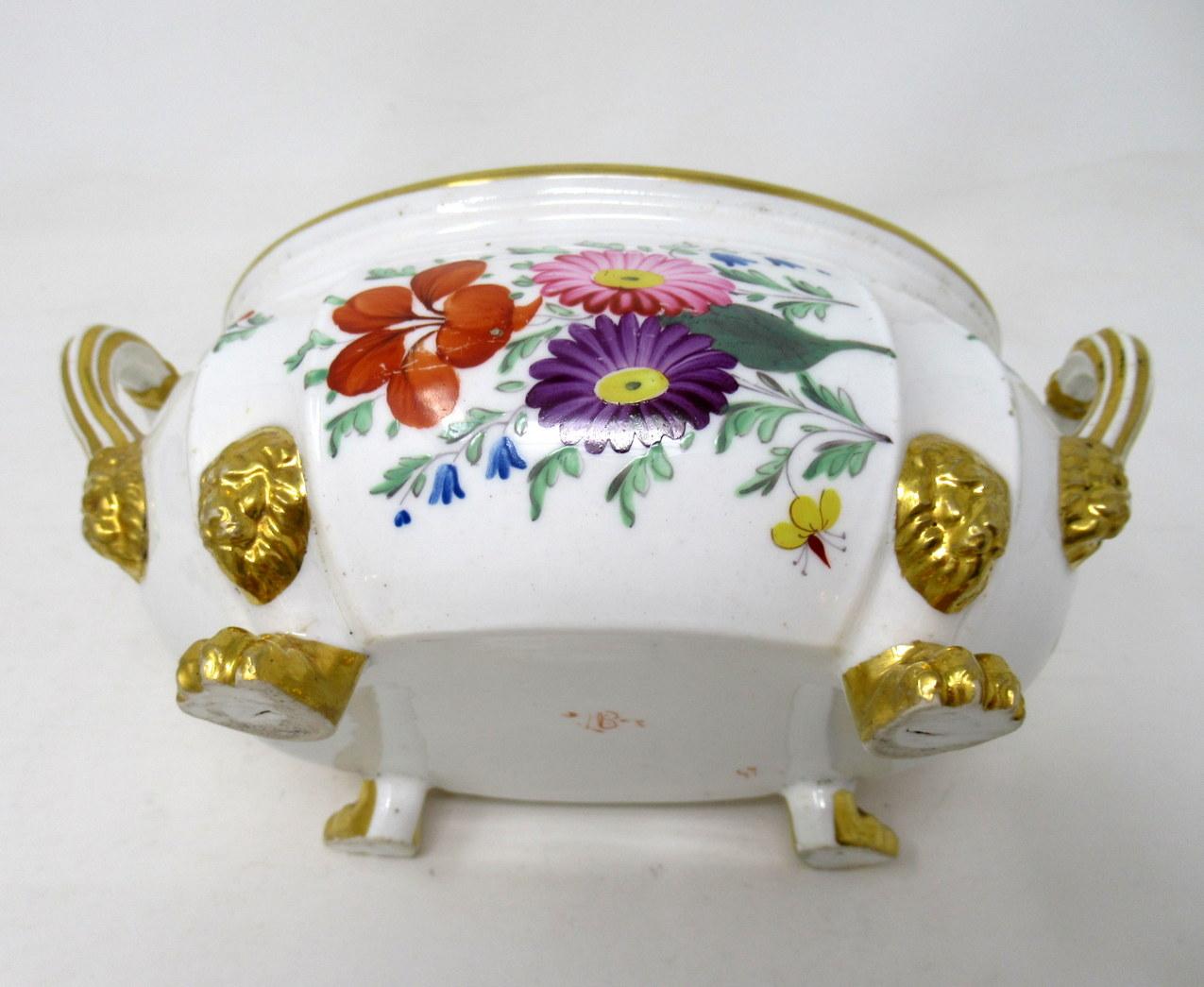 Antique Pair English Royal Crown Derby Hand Painted Tureens Centerpieces Bowls In Fair Condition In Dublin, Ireland