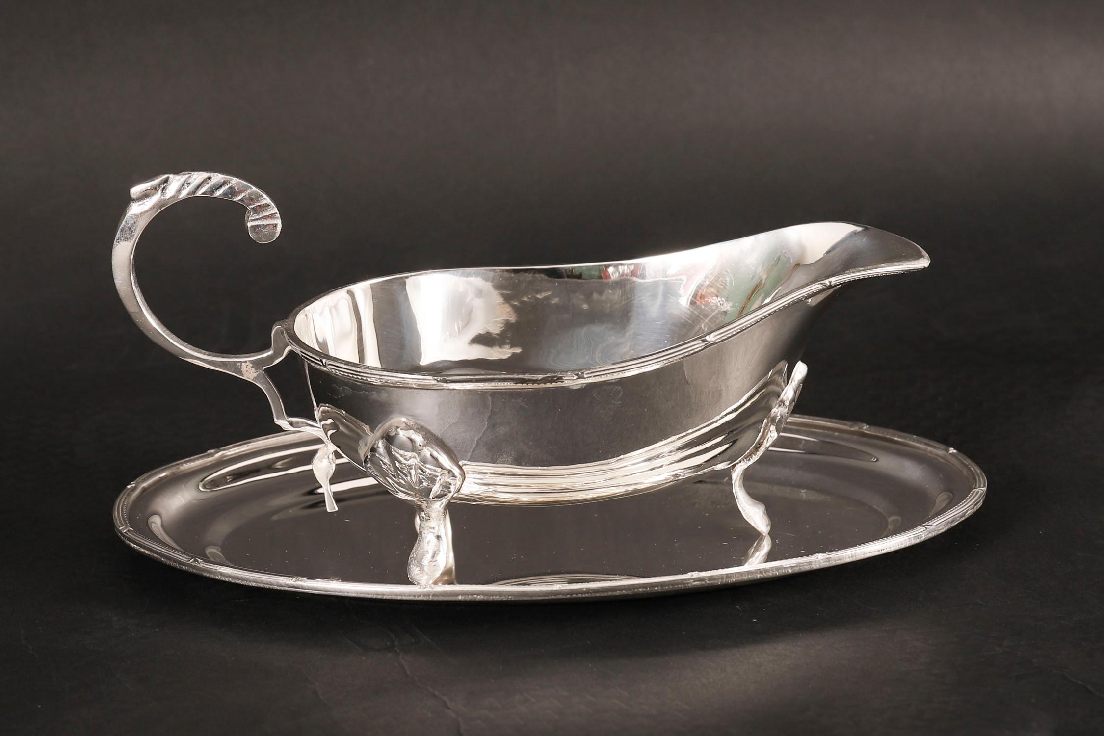 Ancienne paire de saucières anglaises en métal argenté sur pied 20ème siècle en vente 9