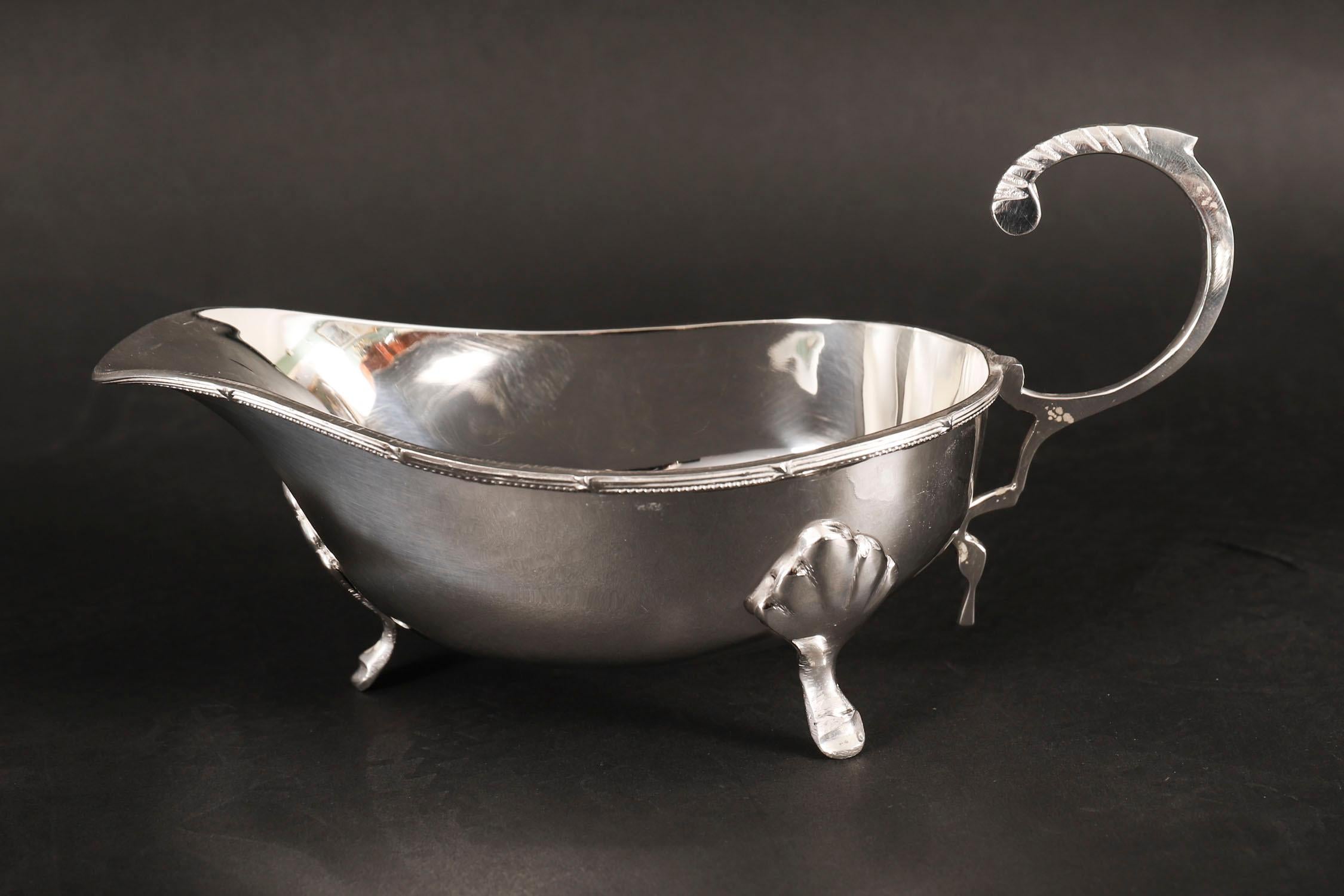 20ième siècle Ancienne paire de saucières anglaises en métal argenté sur pied 20ème siècle en vente