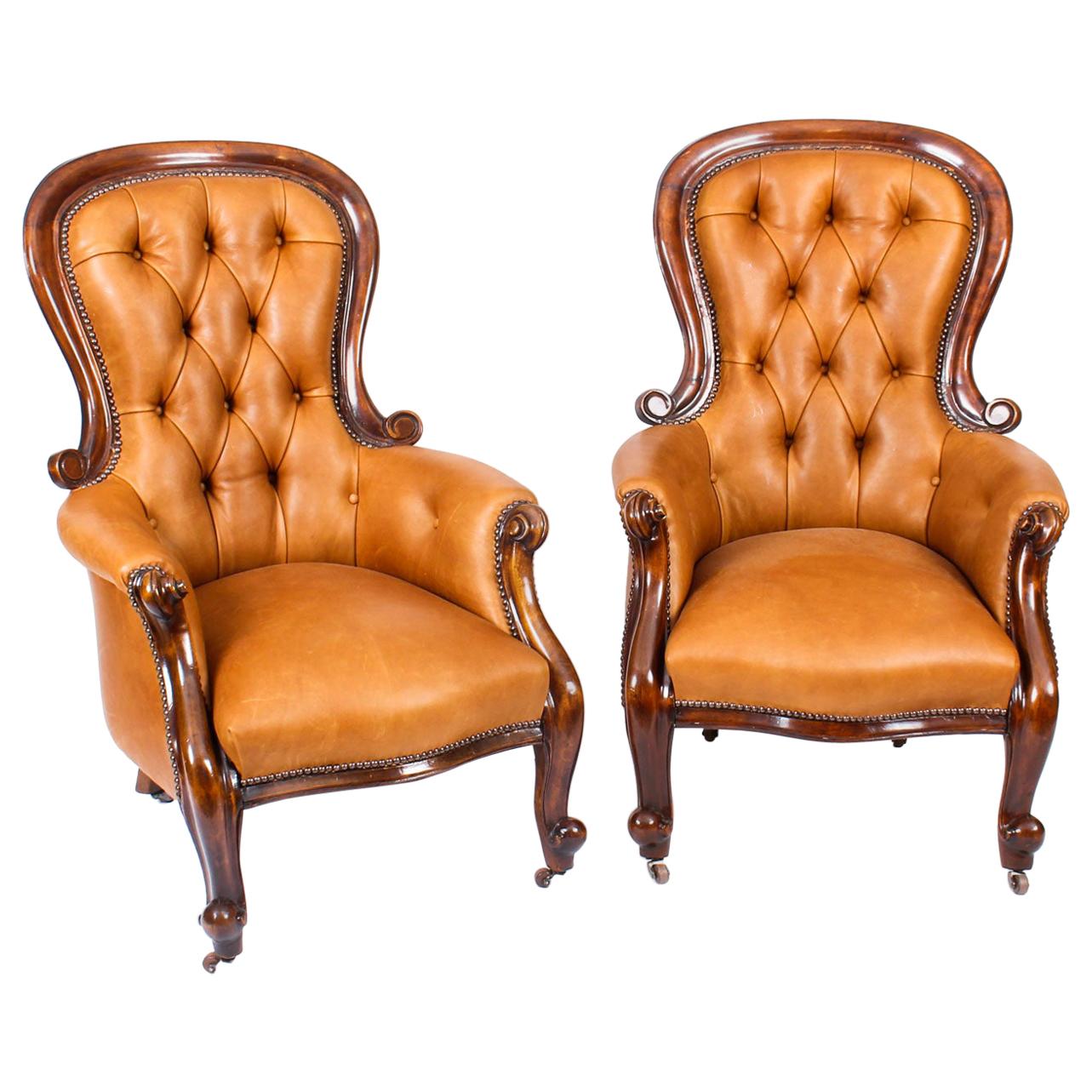 19th Century Pair of English Victorian Mahogany Spoonback Leather Armchairs