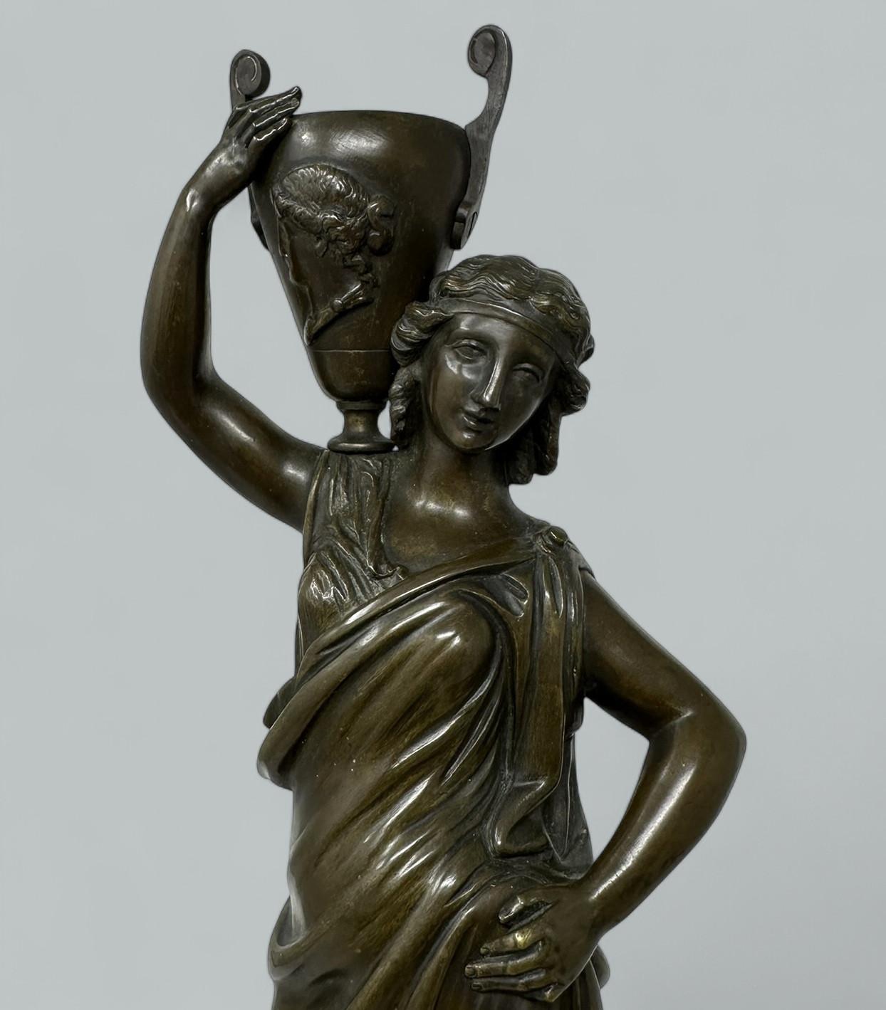 XIX secolo Antique French Figurel Bronzo Ormolu Marmo Classico Figura Femminile Fanciulla in vendita