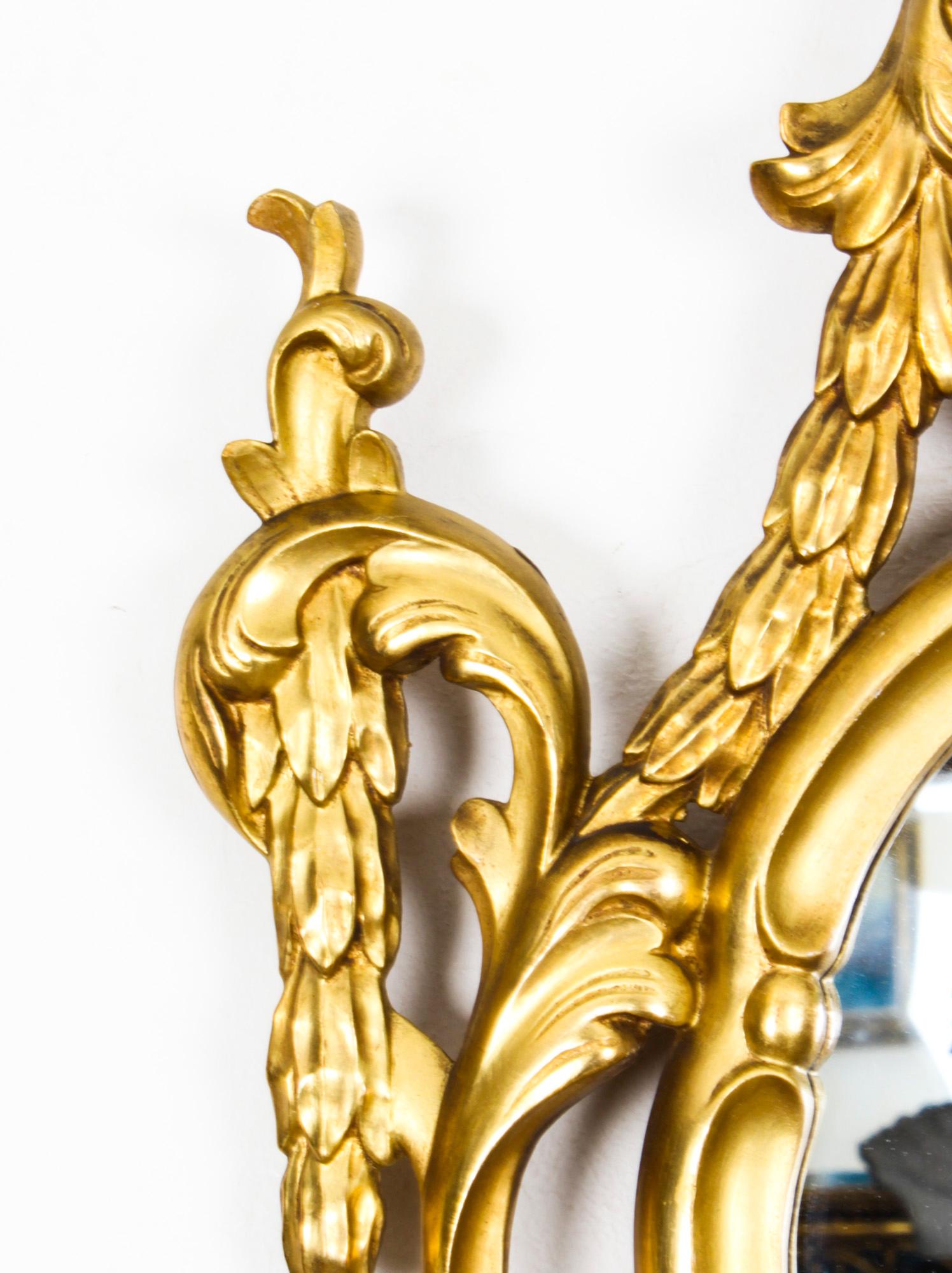 Ancienne paire de miroirs florentins rococo en bois doré du 19ème siècle en vente 6