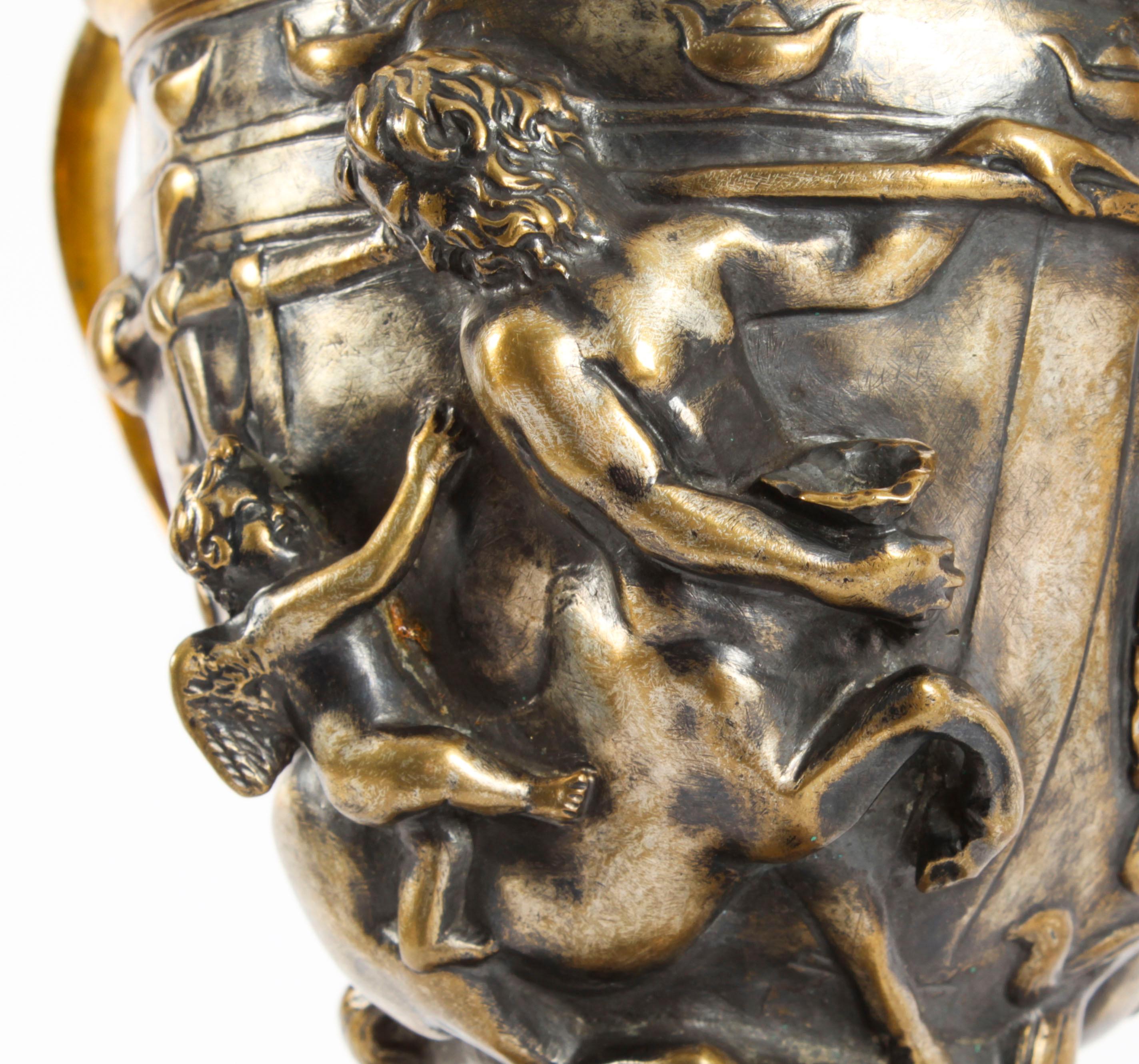 Antikes Paar französische Grand Tour-Urnen aus versilberter Bronze, 19. Jahrhundert im Angebot 9