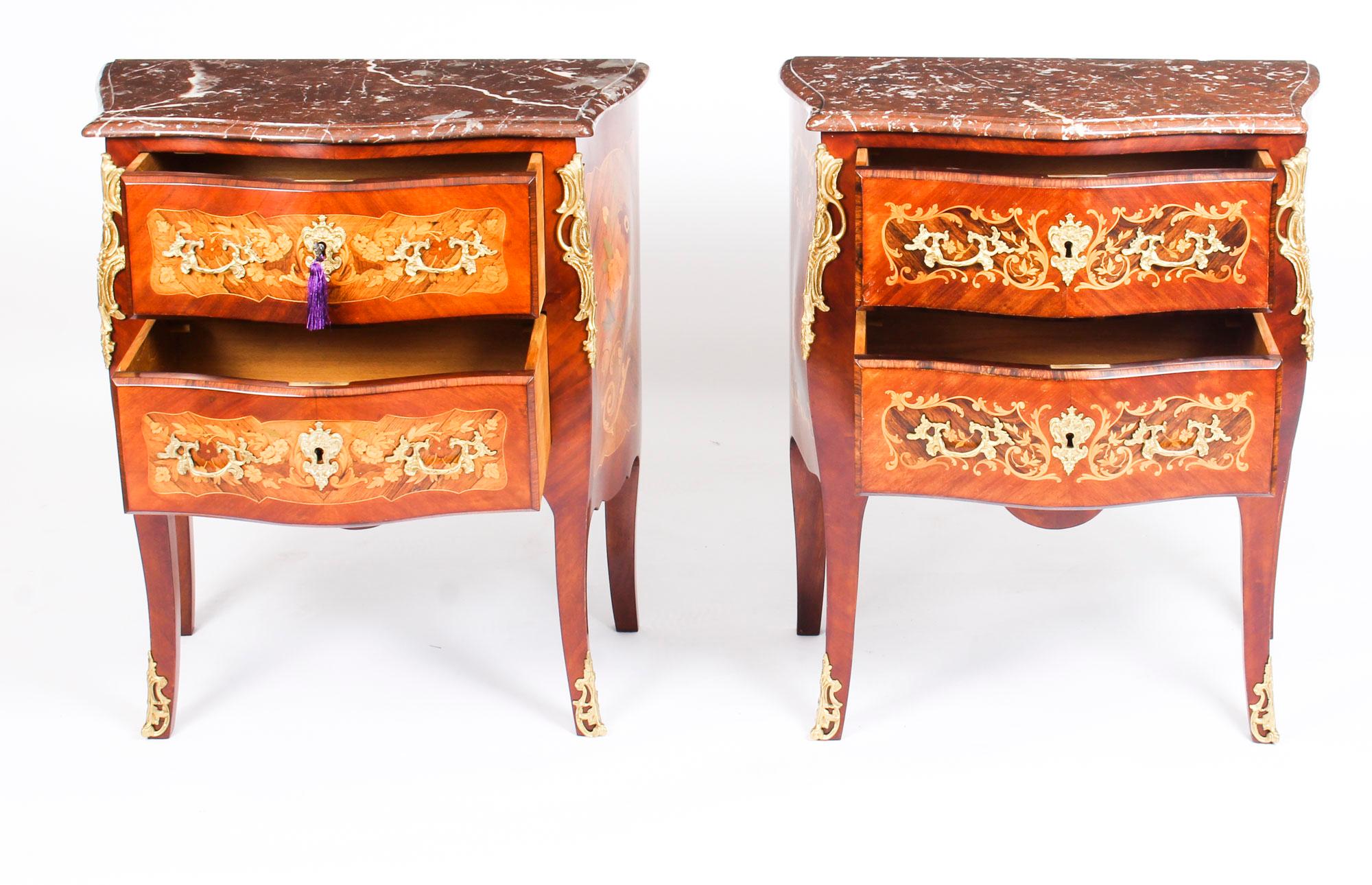 Pair of French Kingwood Marquetry Bombe Commodes Bedside Chests, 19th Century 6