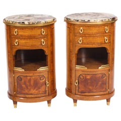 Antique Paire de tables de chevet en ronce de noyer de style Louis Revival français, 19e C