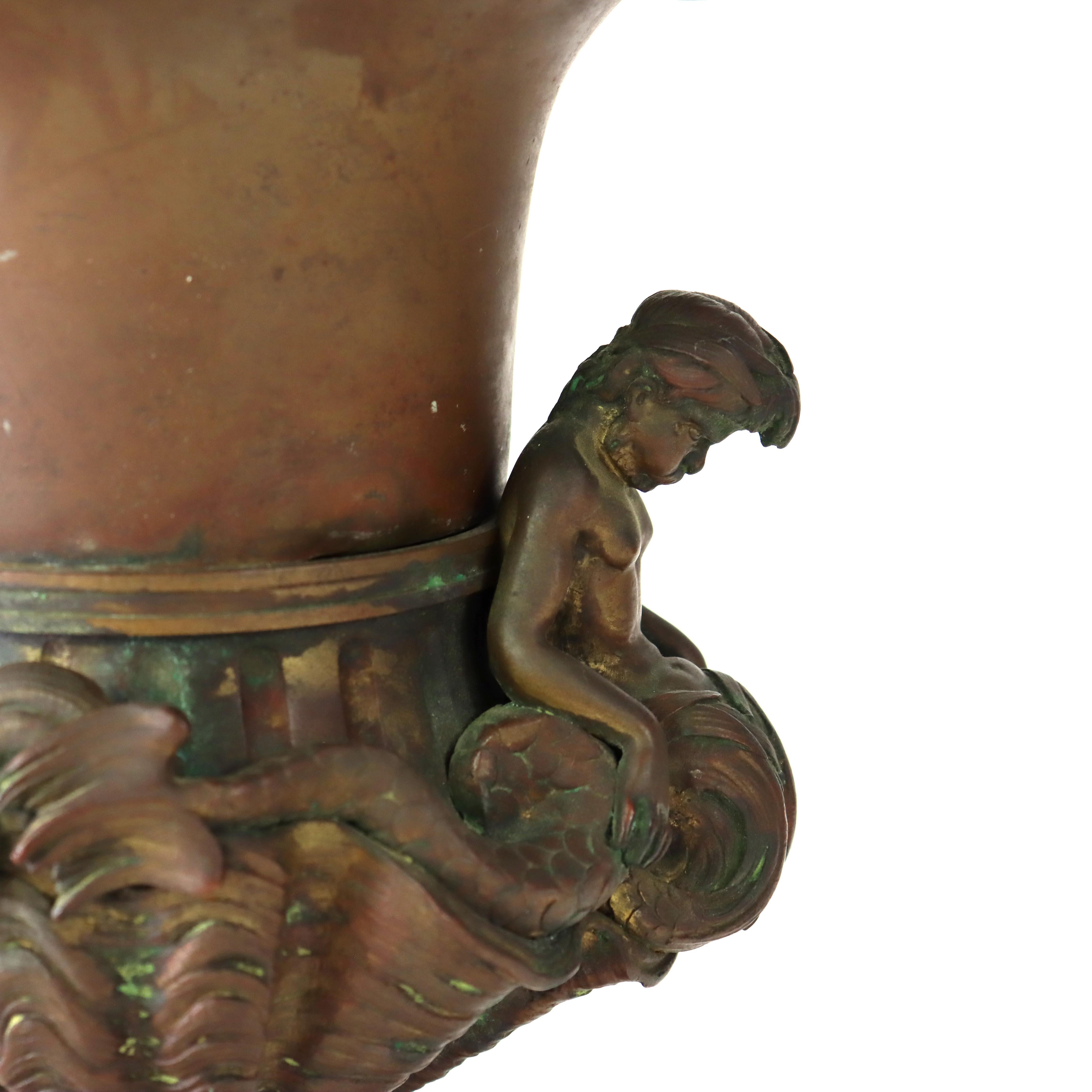 Bronzo Antique French Pair Louis XIV Figural Bronze Covered Urns 19th C. in vendita