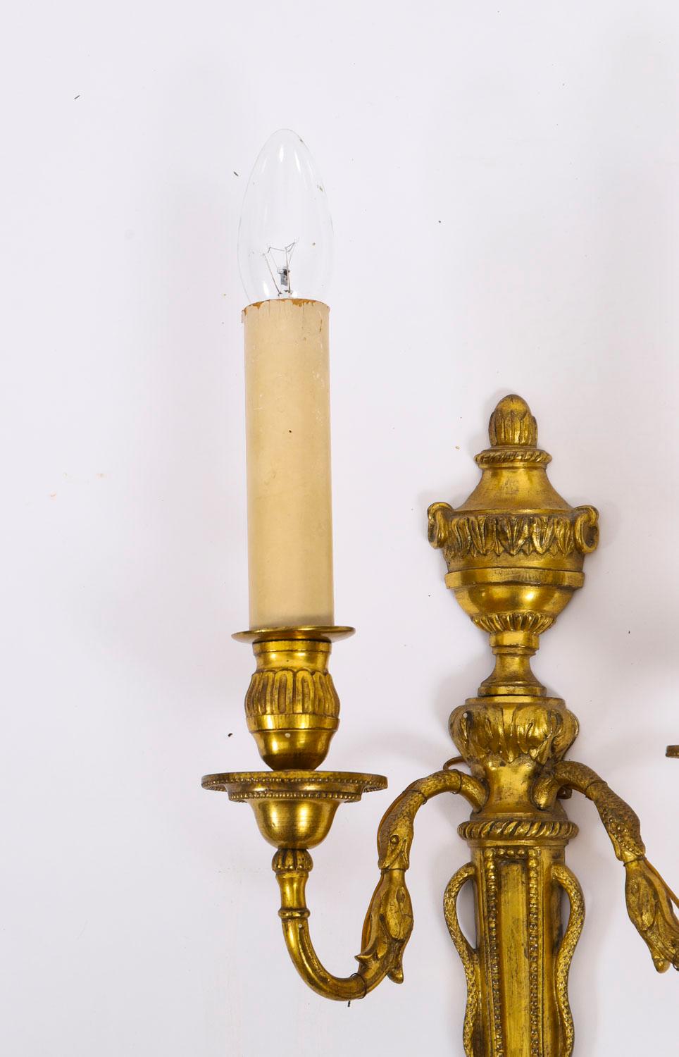 Antique Paire d'appliques en bronze doré néo-classique française Appliques 19ème siècle en vente 4