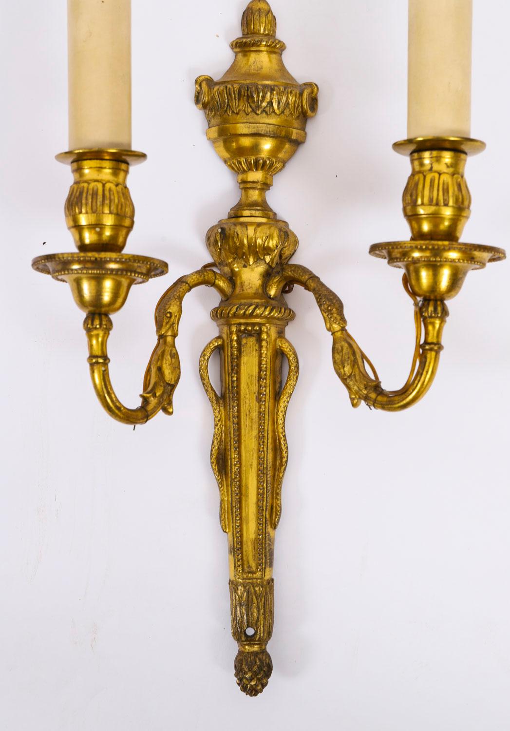 Antique Paire d'appliques en bronze doré néo-classique française Appliques 19ème siècle en vente 8