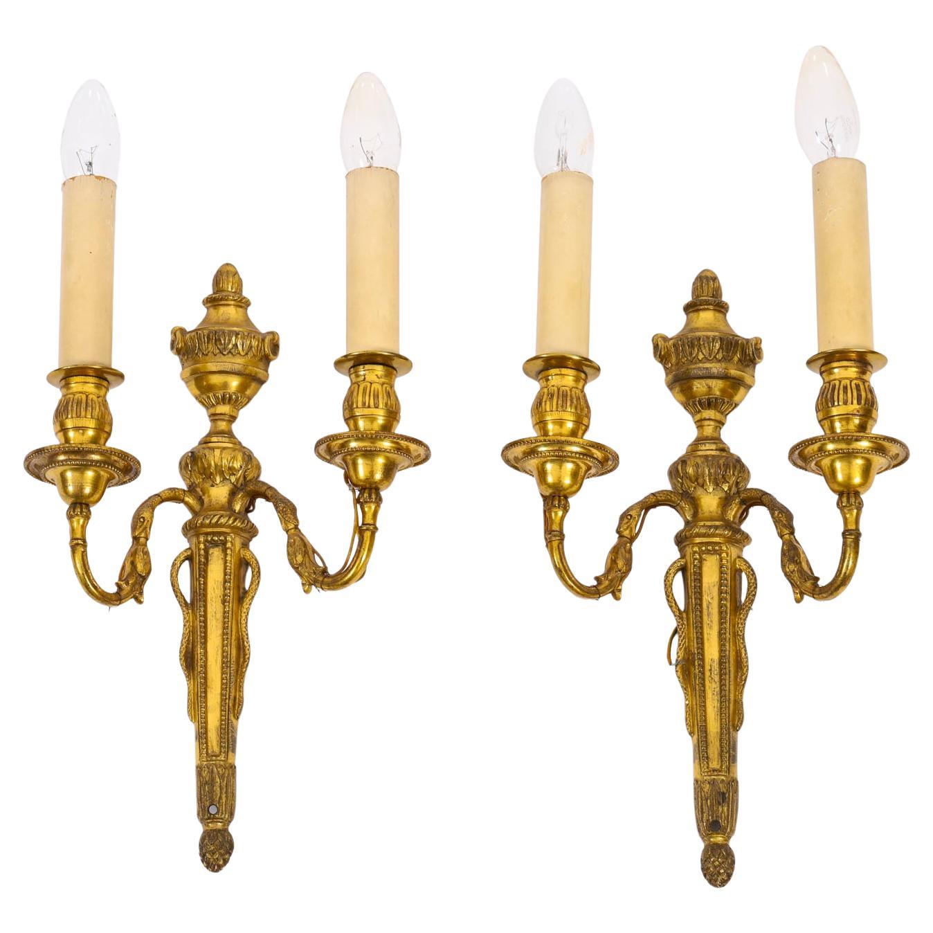 Antique Paire d'appliques en bronze doré néo-classique française Appliques 19ème siècle en vente