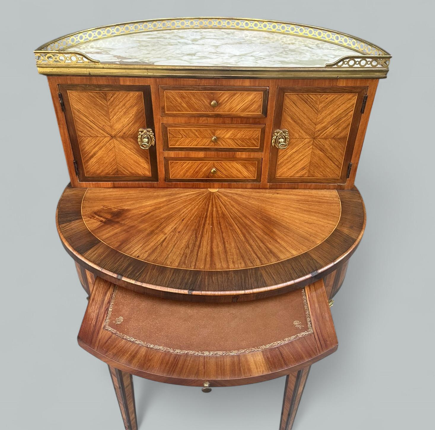 Antique Paire de bureaux français en marqueterie de bois de rose et marbre d'orfèvrerie Bon état - En vente à Dublin, Ireland