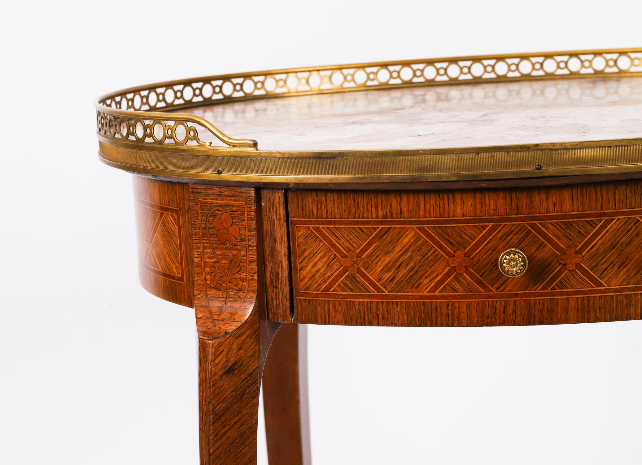 Antique Paire de tables d'appoint en marqueterie française montée sur bronze doré 19ème siècle en vente 6