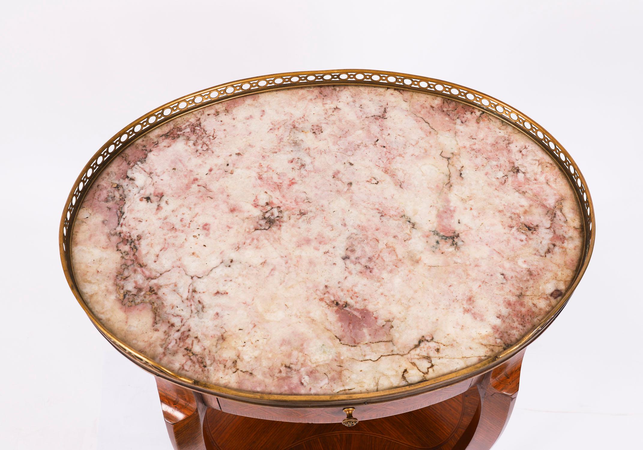 Antique Paire de tables d'appoint en marqueterie française montée sur bronze doré 19ème siècle en vente 7