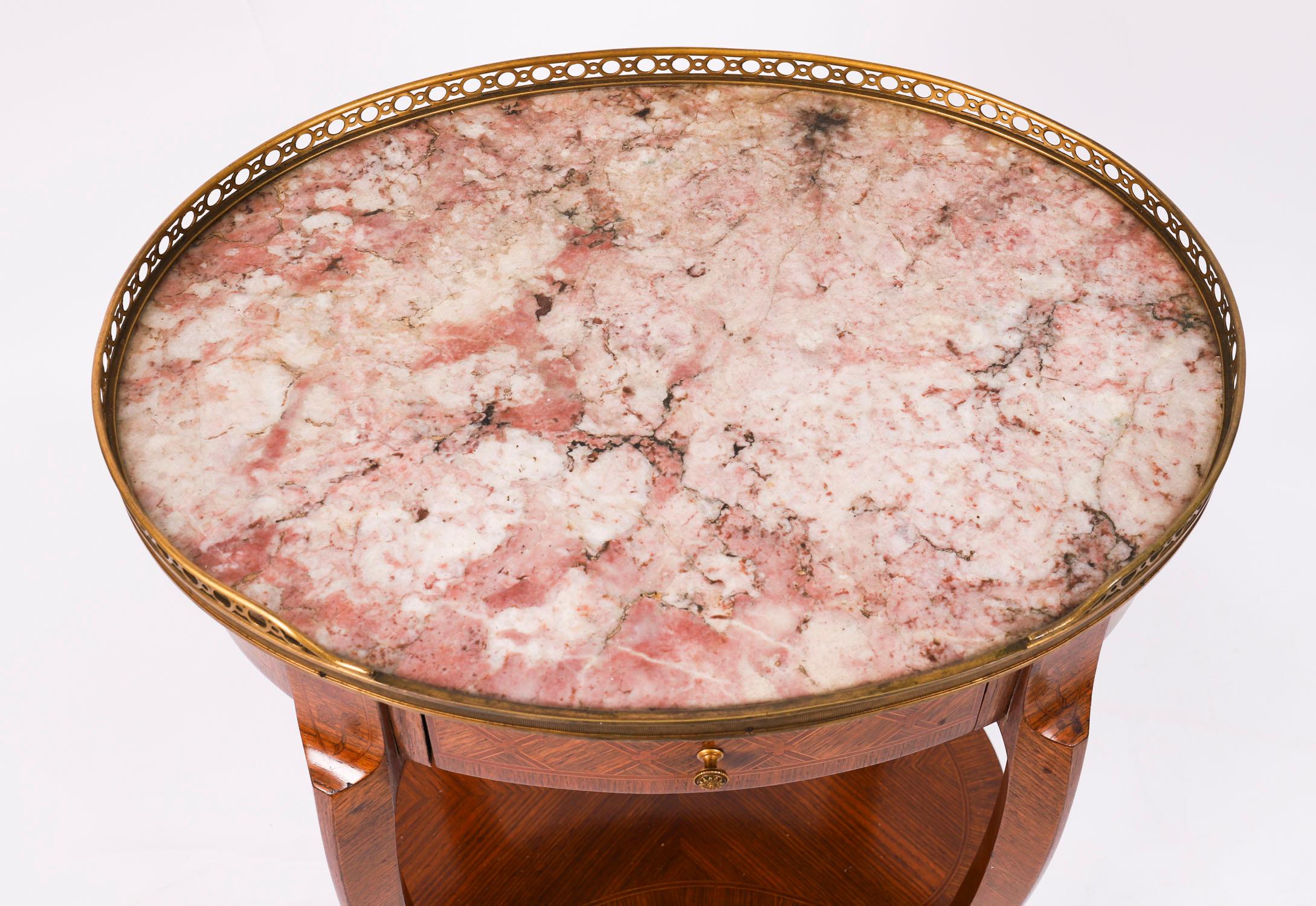 Français Antique Paire de tables d'appoint en marqueterie française montée sur bronze doré 19ème siècle en vente