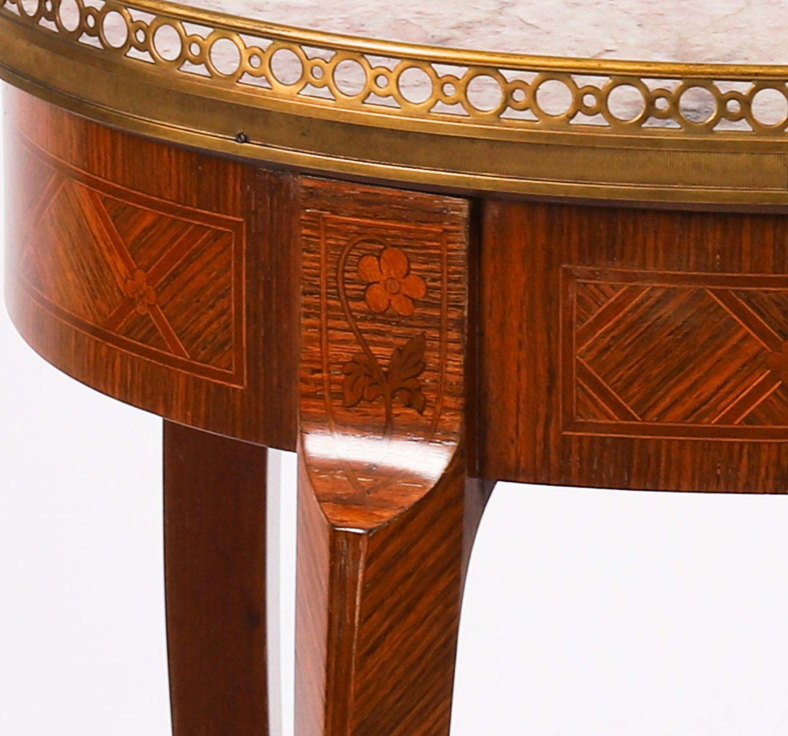 Antique Paire de tables d'appoint en marqueterie française montée sur bronze doré 19ème siècle en vente 1