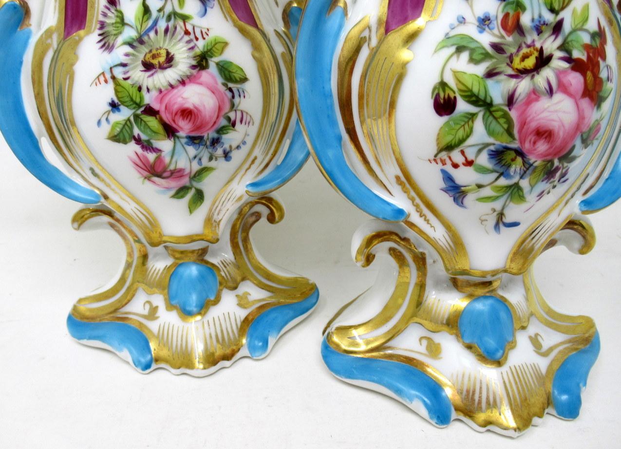 Ceramic Antique French Vieux Paris Gilt Porcelain Vases Urns Flowers Sèvres Style, Pair
