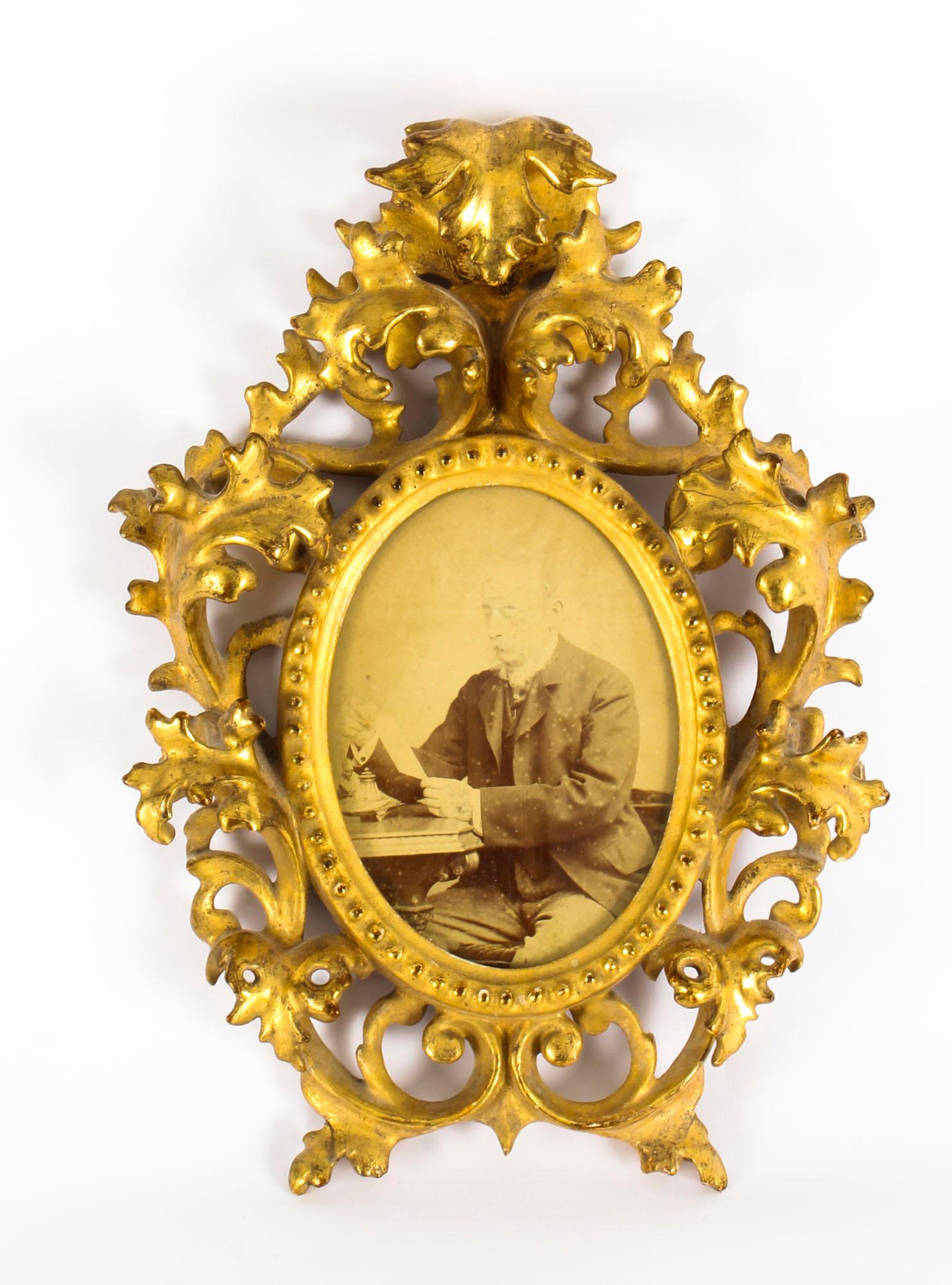 Antique Pair of Giltwood Florentine Rococo Picture Frame, 19th Century 4