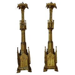 Coppia di candelabri gotici da cattedrale in ottone, Ric.0042
