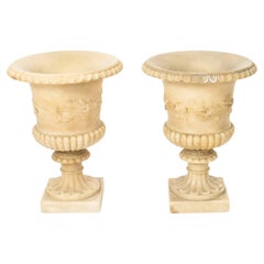 Antikes Paar Grand Tour-Urnen aus Alabaster Campana aus dem 19. Jahrhundert